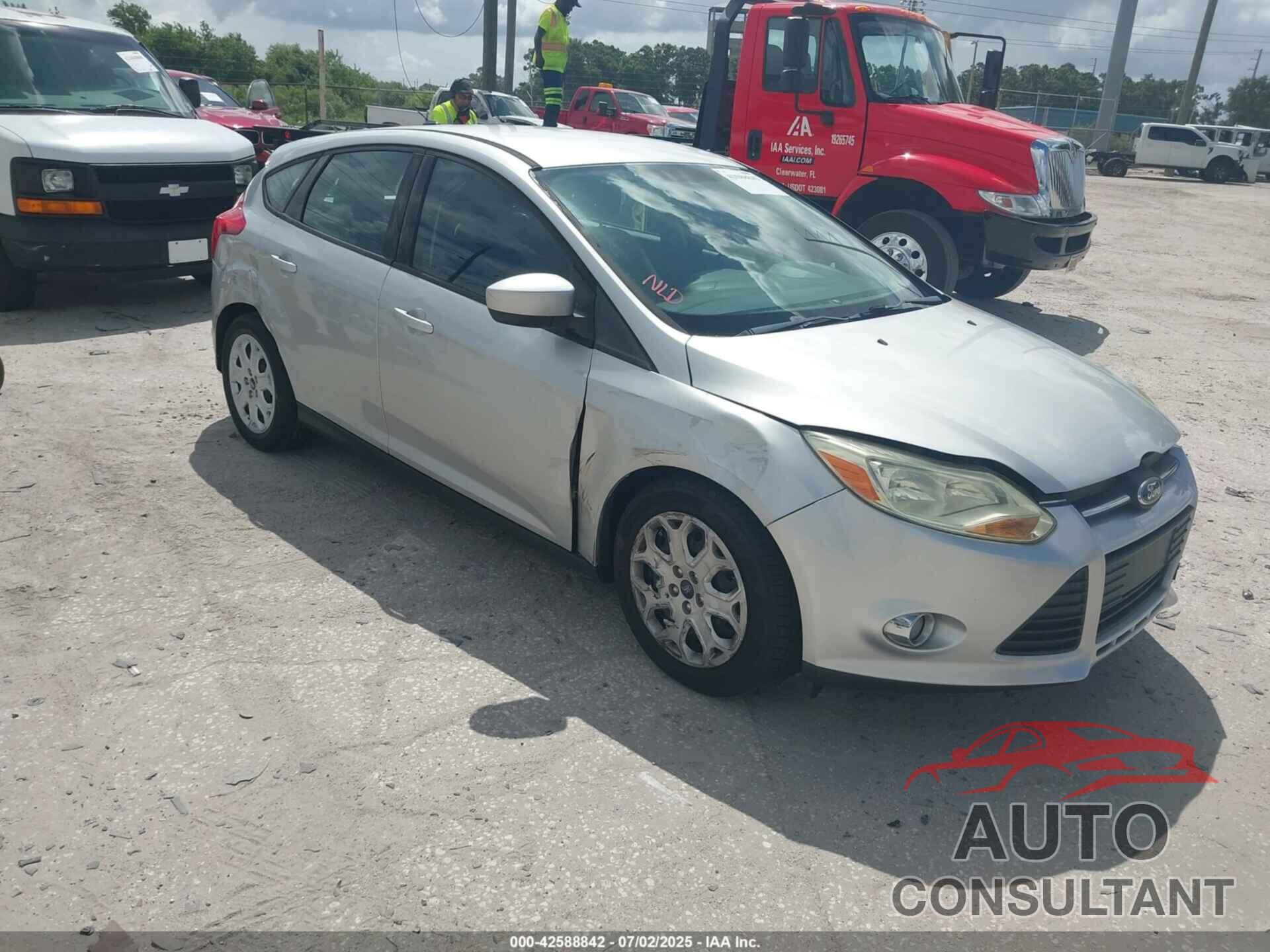 FORD FOCUS 2012 - 1FAHP3K28CL381135
