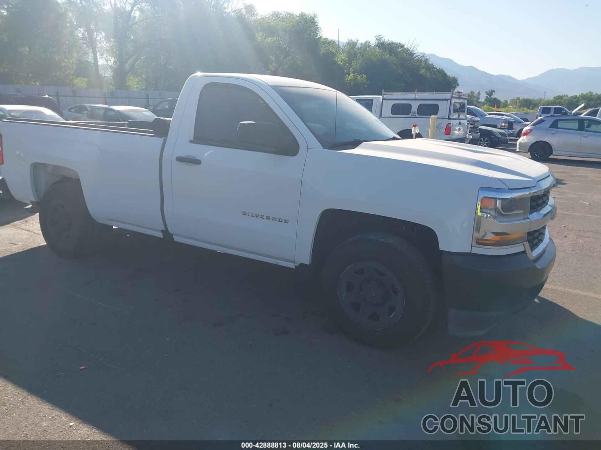 CHEVROLET SILVERADO 1500 2018 - 1GCNCNEH4JZ324543