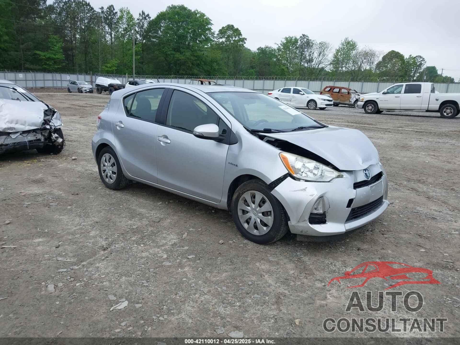 TOYOTA PRIUS C 2014 - JTDKDTB34E1562443
