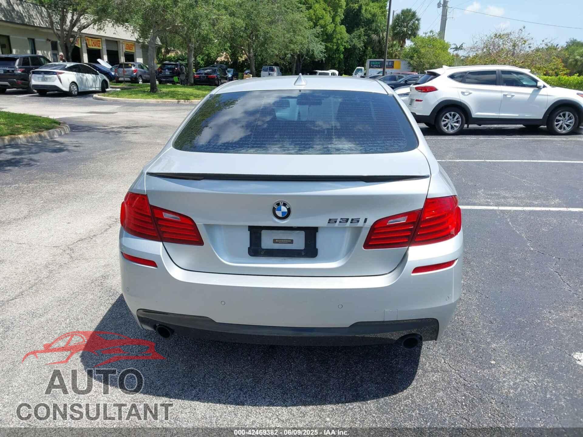 BMW 535I 2014 - WBA5B1C57ED484484