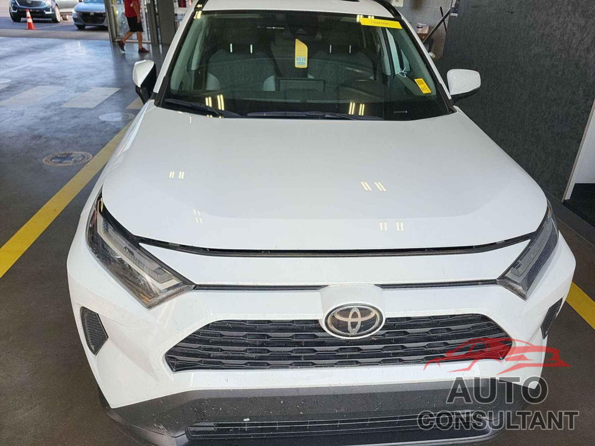 TOYOTA RAV4 2022 - 2T3P1RFV1NC258616