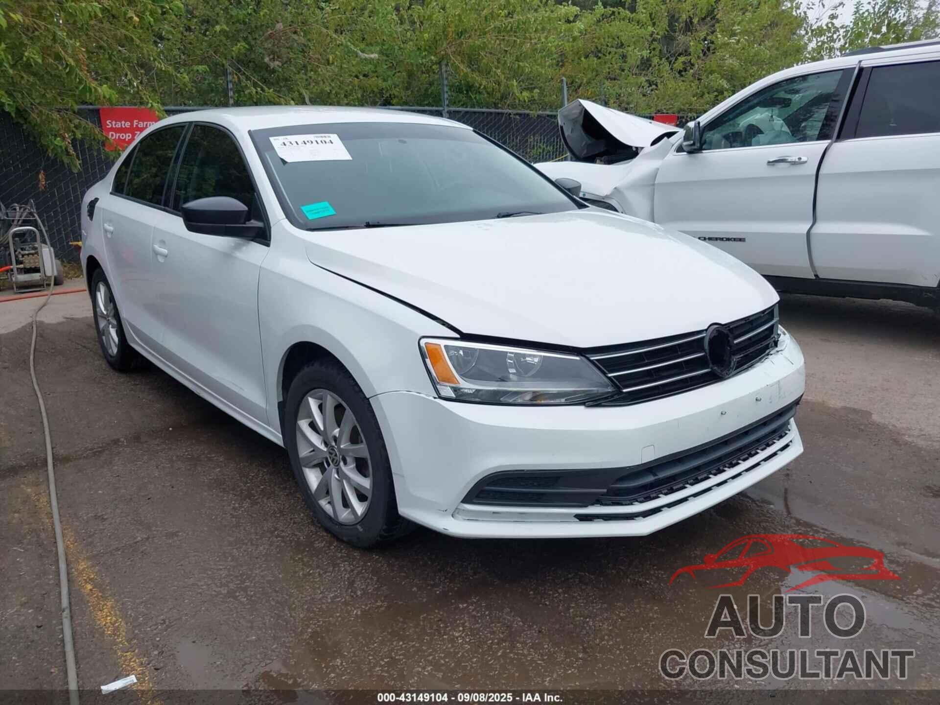 VOLKSWAGEN JETTA 2015 - 3VWD17AJ4FM310038
