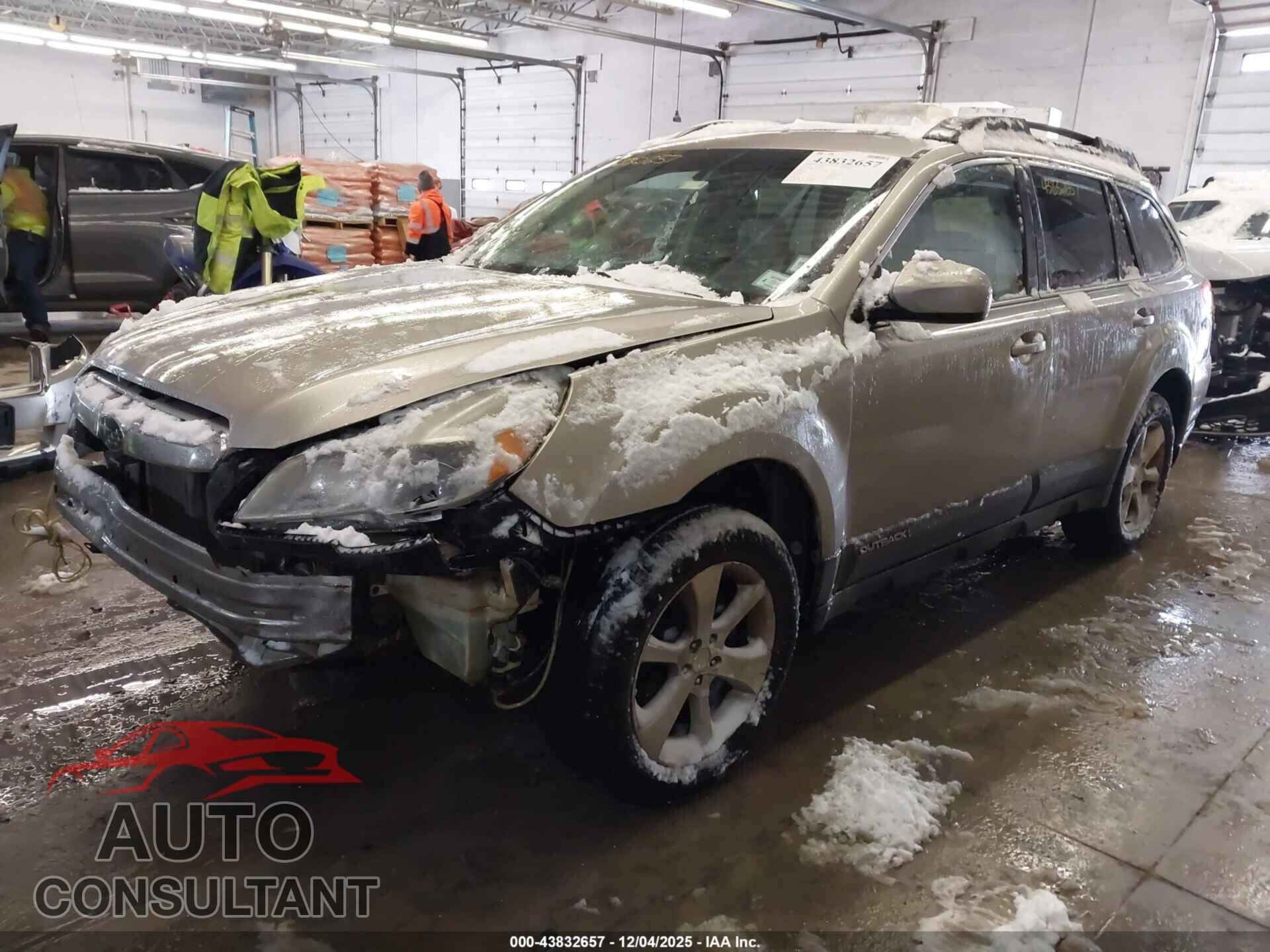 SUBARU OUTBACK 2014 - 4S4BRBLC5E3250335