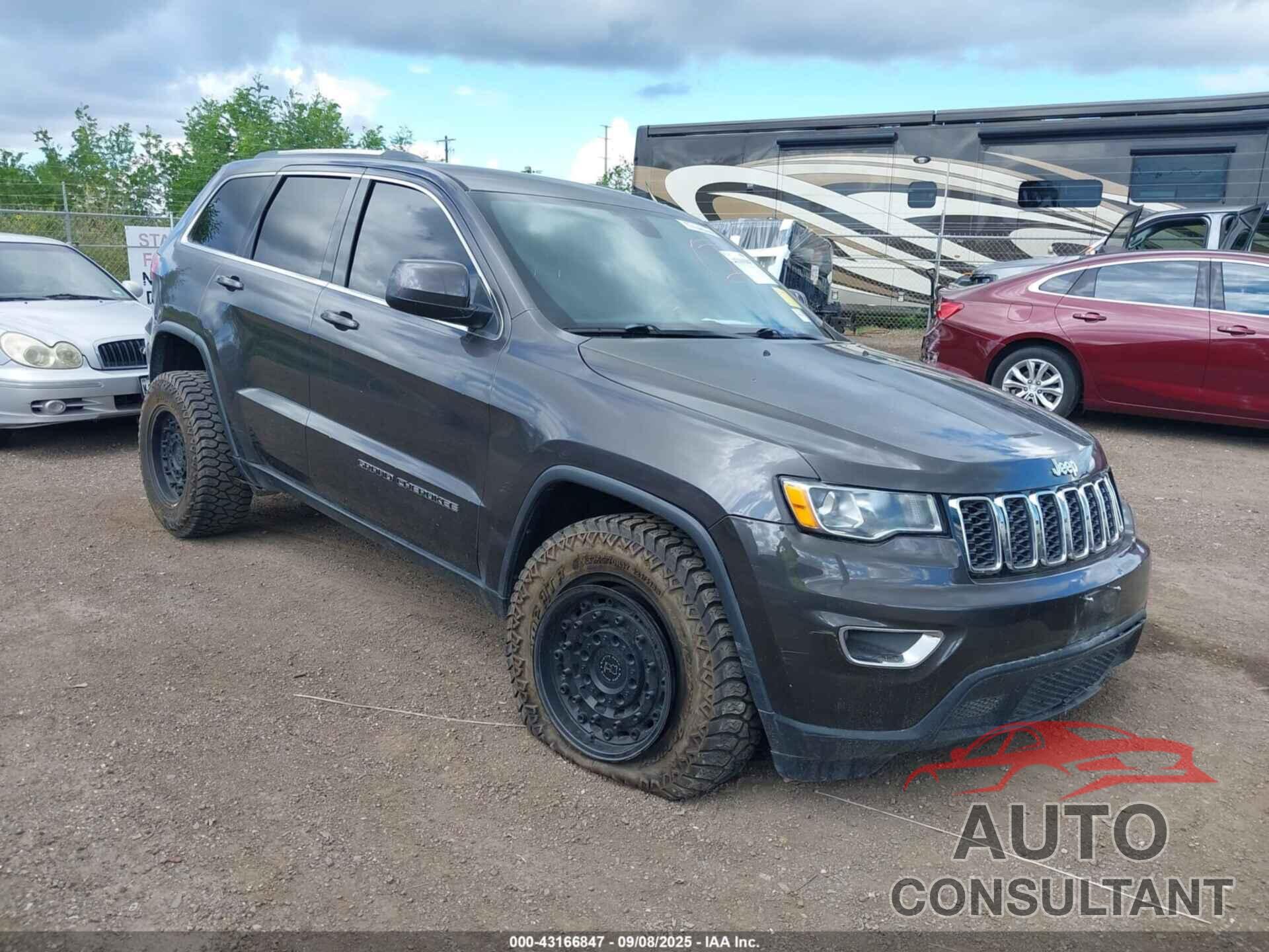 JEEP GRAND CHEROKEE 2017 - 1C4RJEAG7HC813424