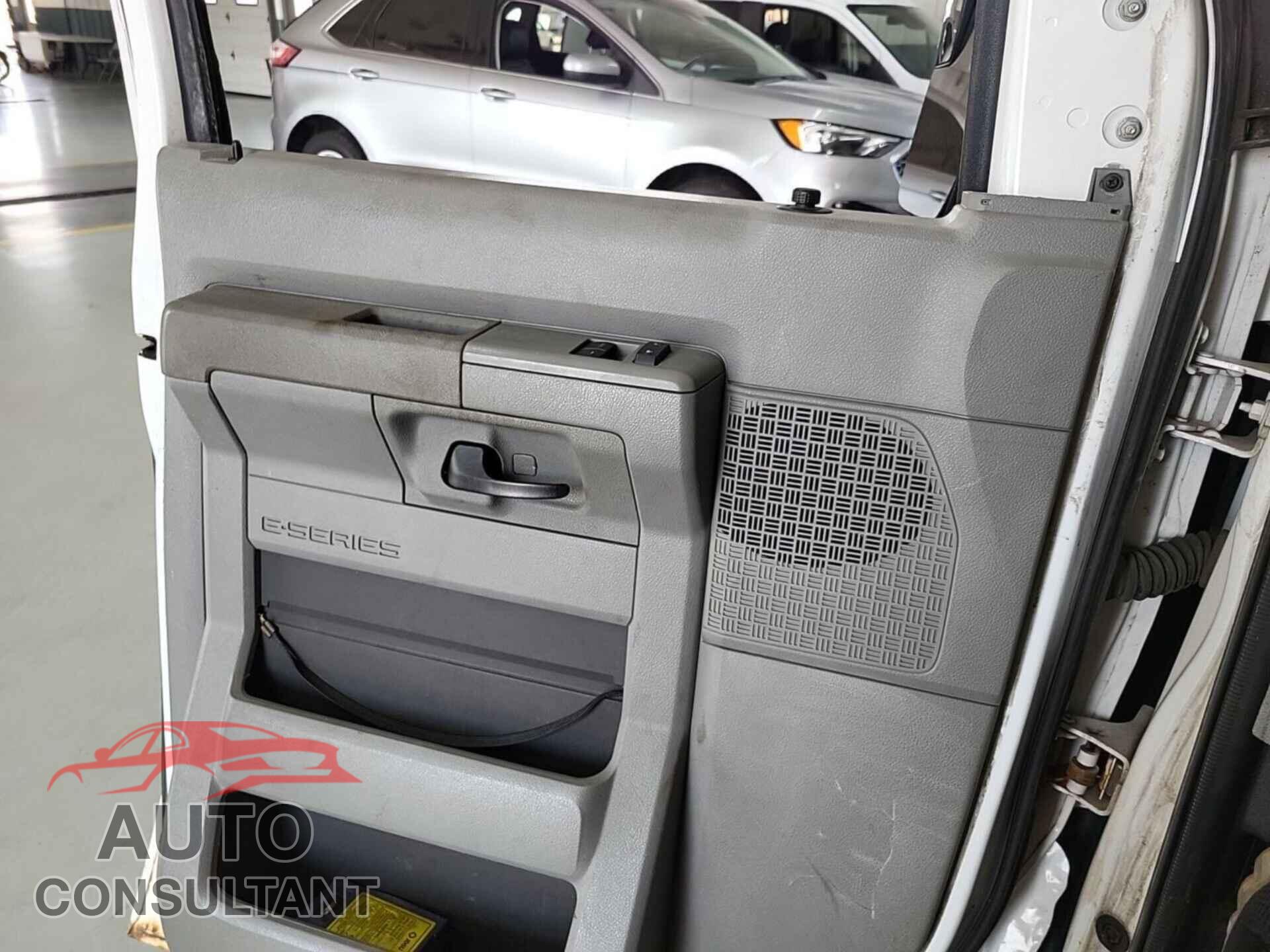 FORD ECONOLINE 2010 - 1FTNE2EL4ADA10319