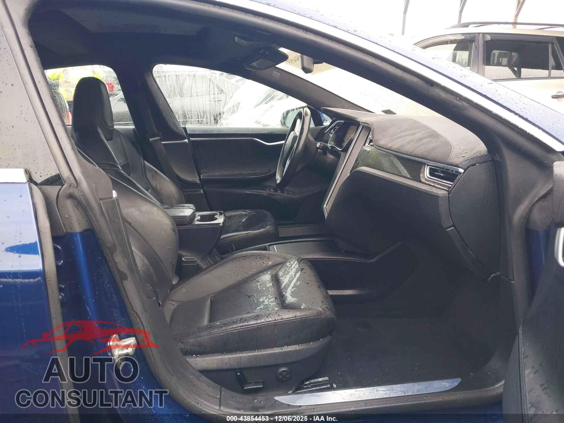 TESLA MODEL S 2016 - 5YJSA1E23GF153845