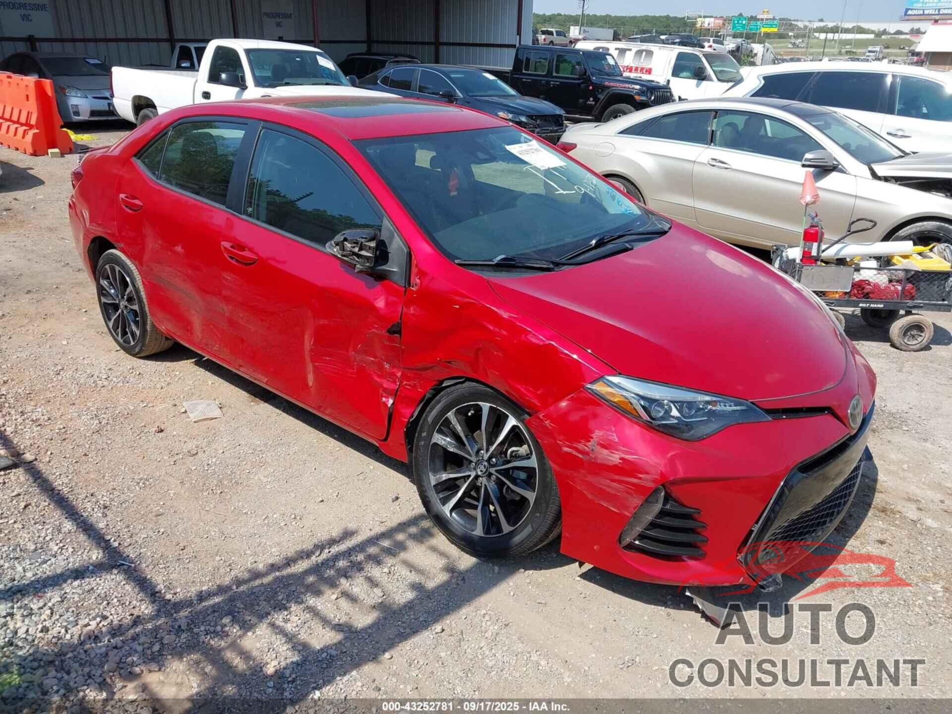 TOYOTA COROLLA 2018 - 2T1BURHEXJC002962