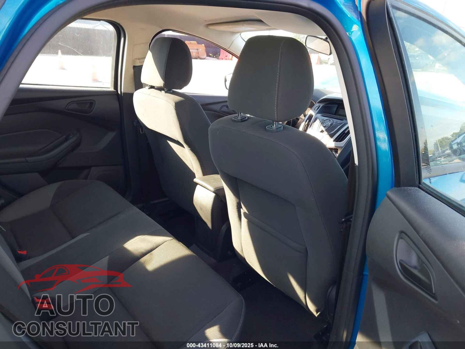 FORD FOCUS 2012 - 1FAHP3F20CL463760
