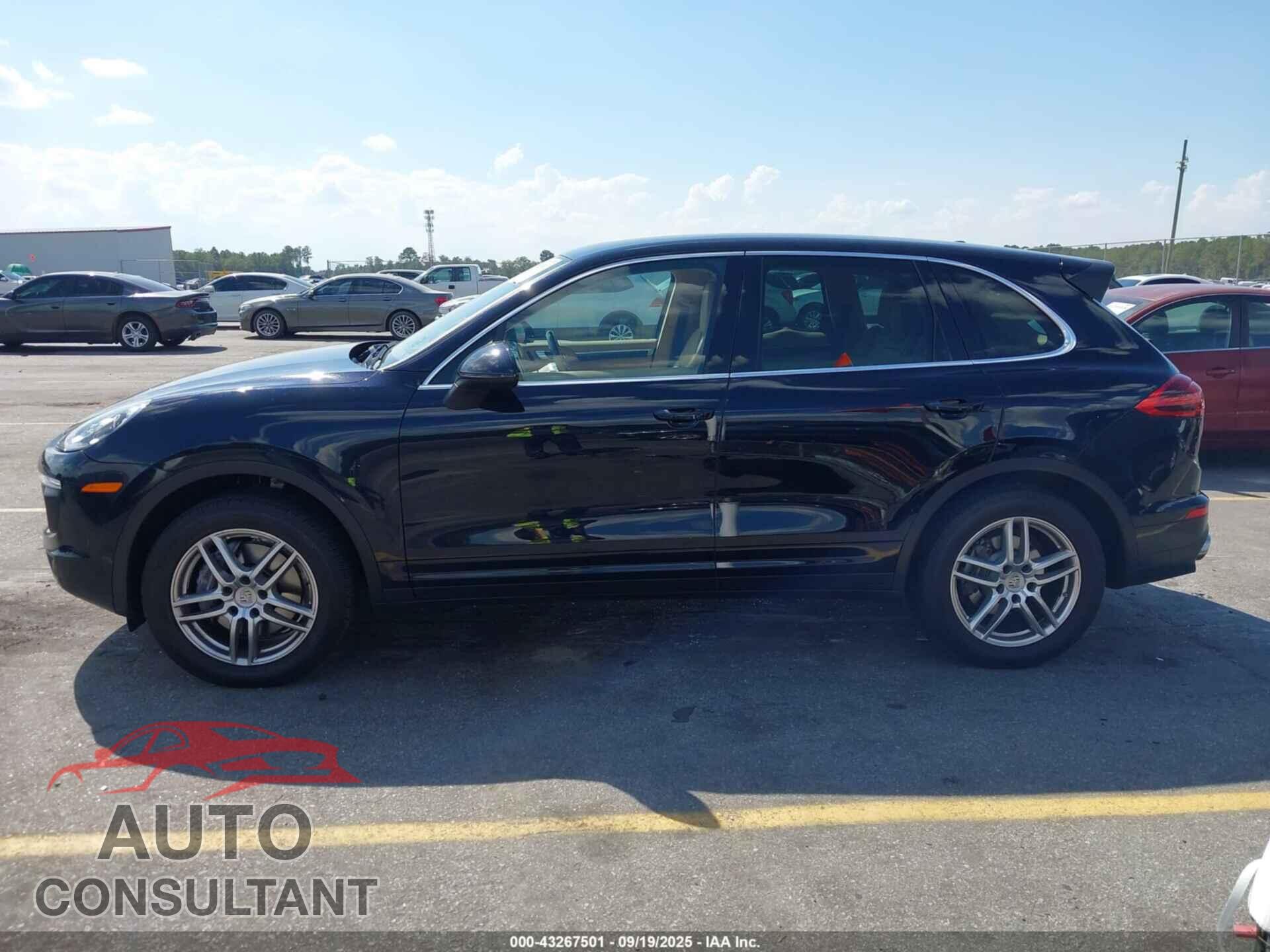 PORSCHE CAYENNE 2016 - WP1AA2A2XGLA00611