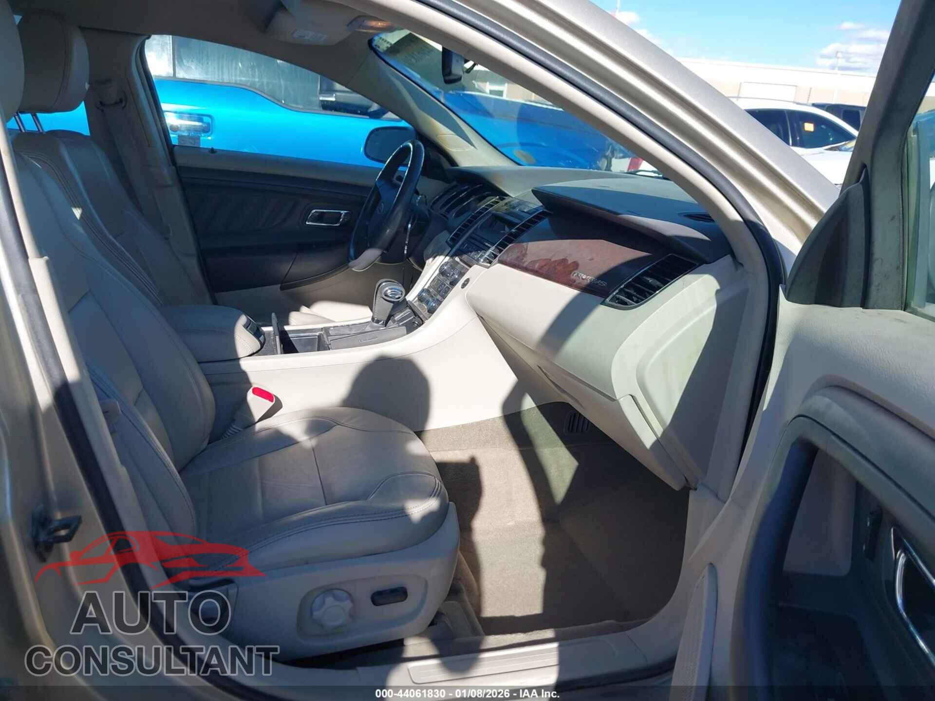FORD TAURUS 2011 - 1FAHP2EW9BG165519