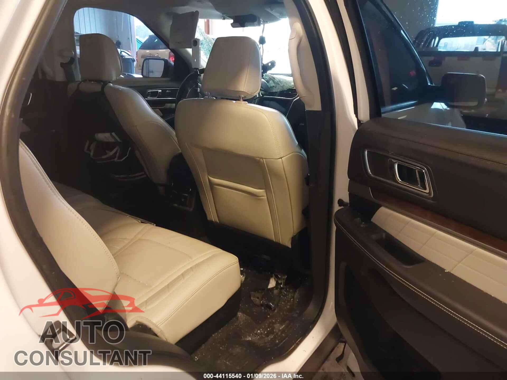 FORD EXPLORER 2018 - 1FM5K8HT2JGB55960