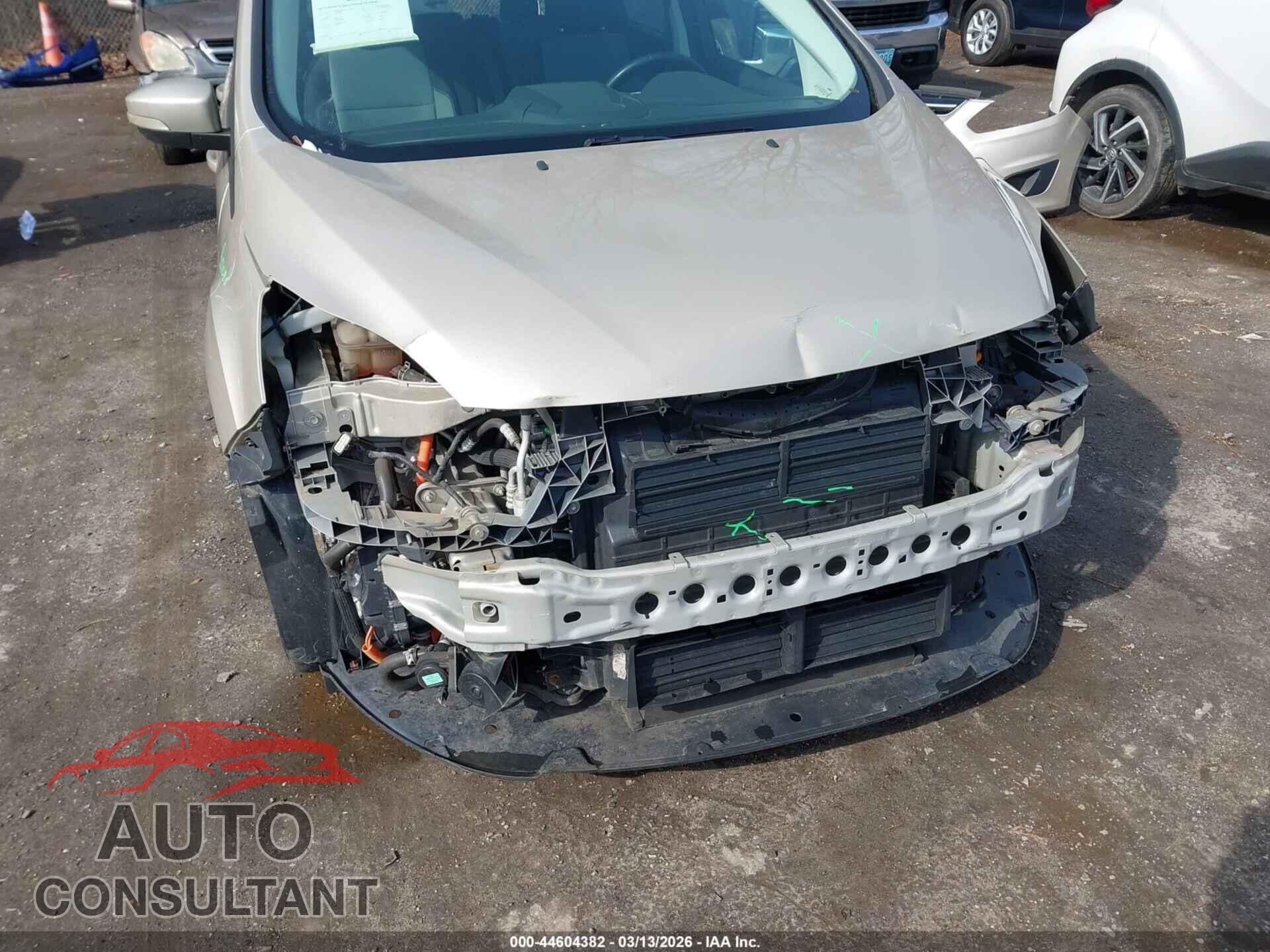 FORD C-MAX ENERGI 2017 - 1FADP5EU3HL101264