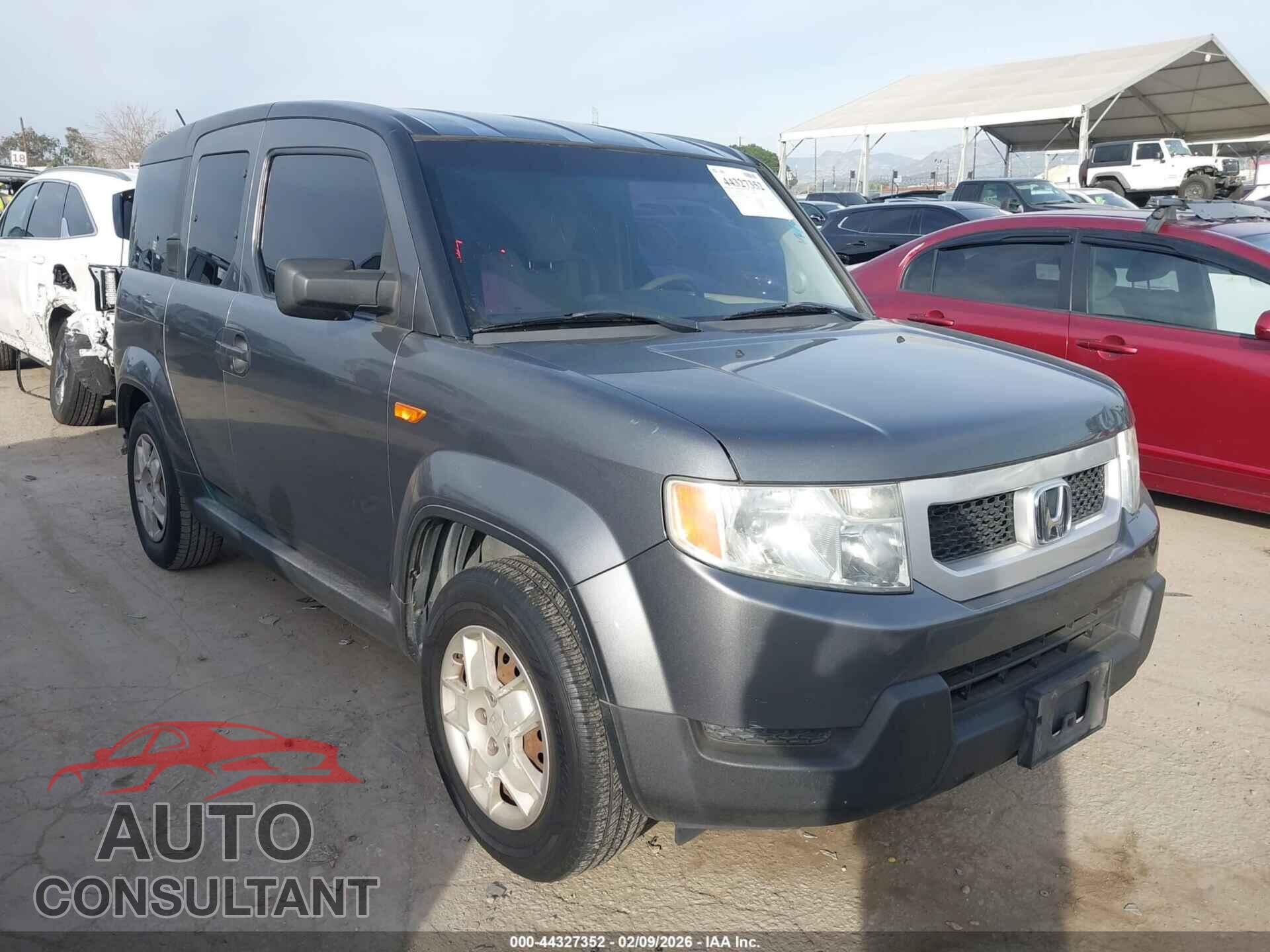 HONDA ELEMENT 2011 - 5J6YH2H33BL002049
