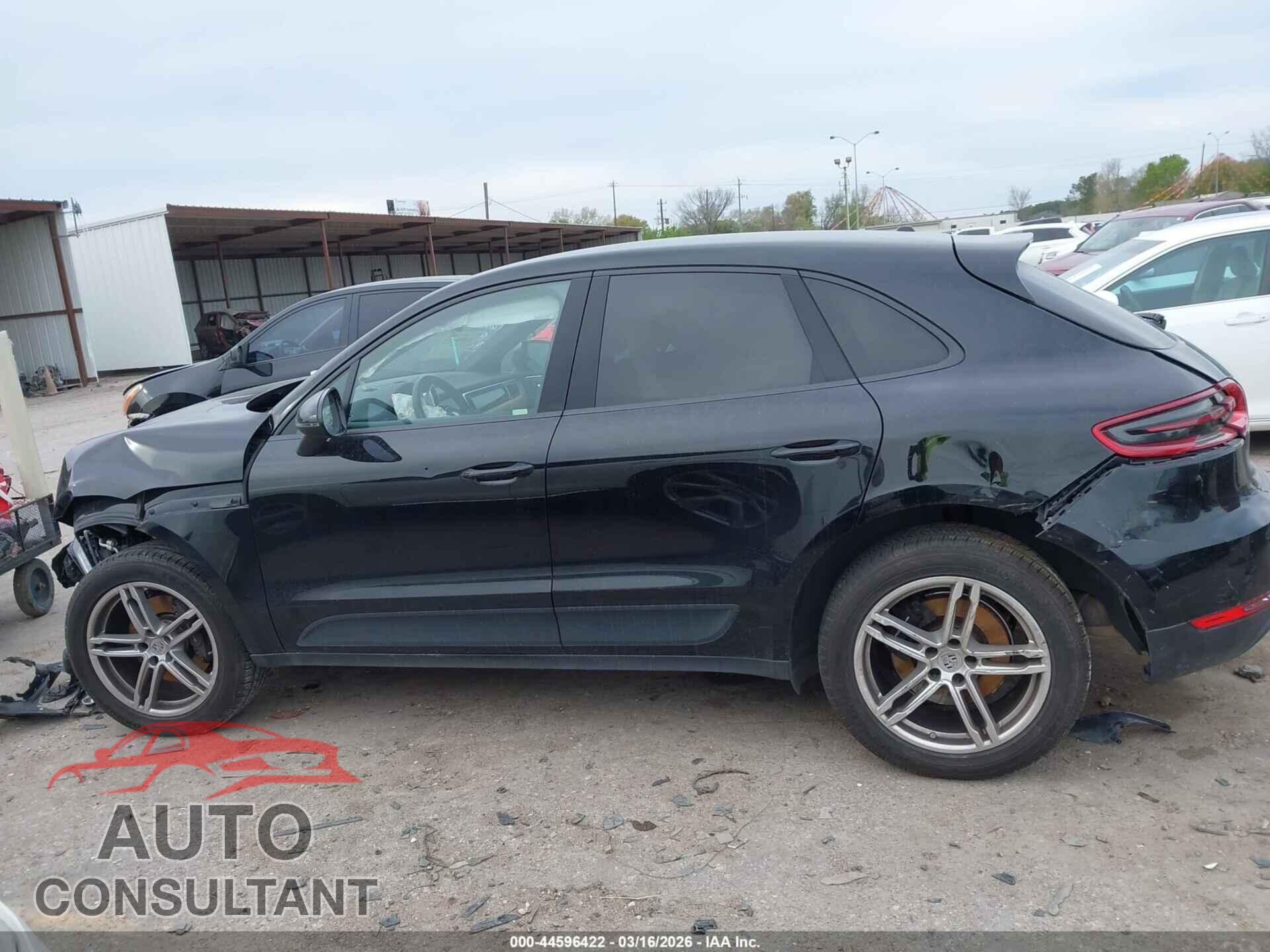 PORSCHE MACAN 2017 - WP1AA2A58HLB03537