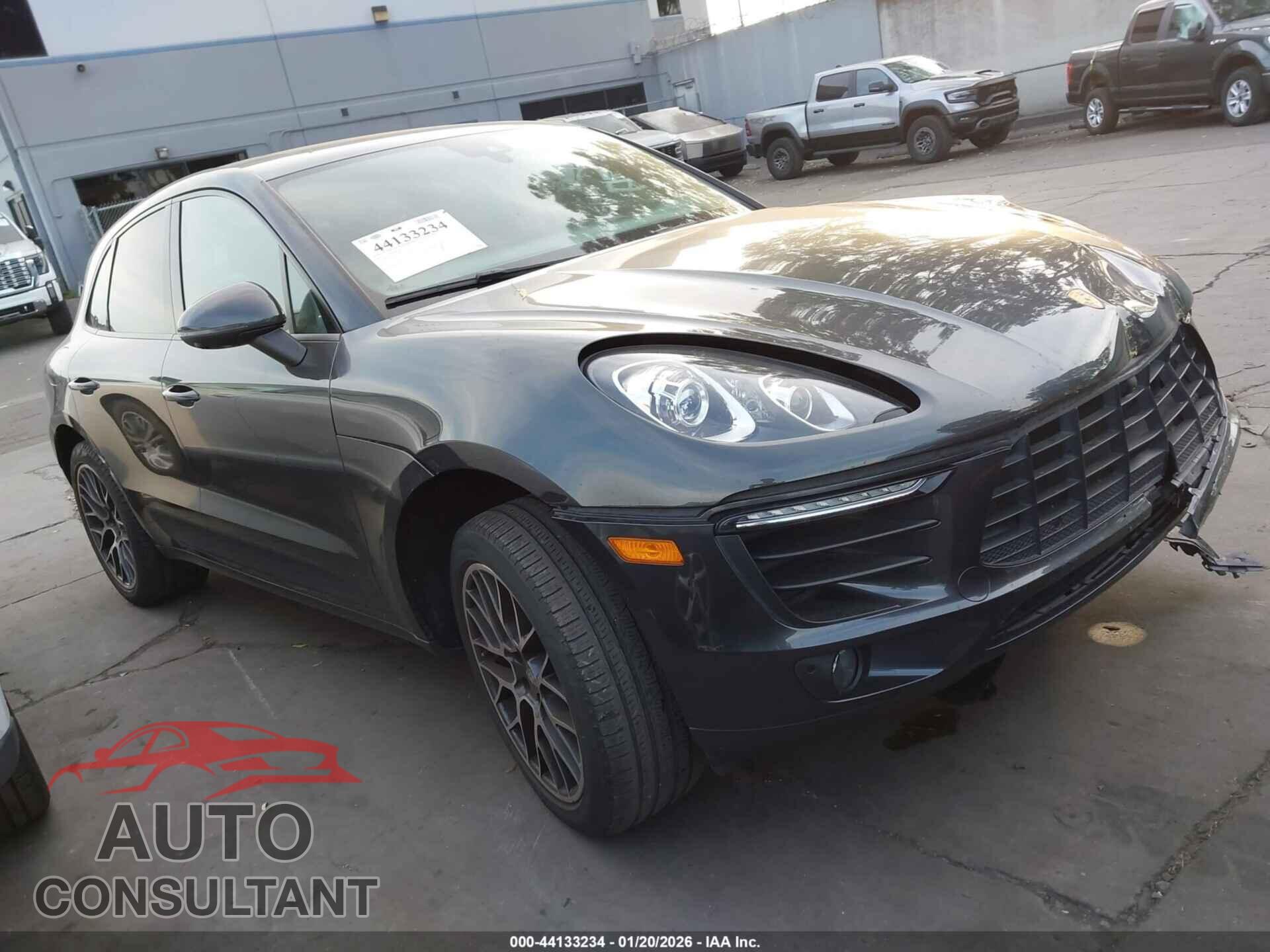 PORSCHE MACAN 2018 - WP1AA2A56JLB03073