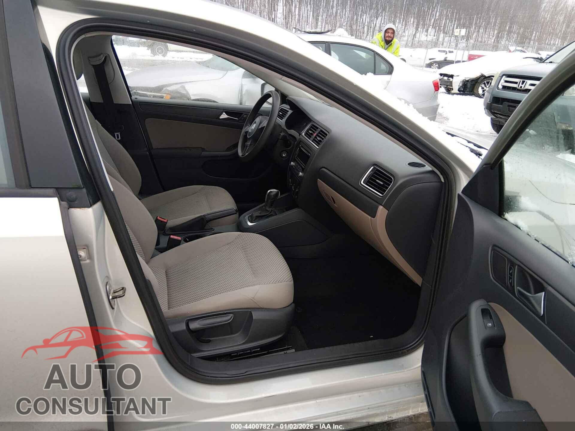 VOLKSWAGEN JETTA 2012 - 3VW2K7AJ2CM329042