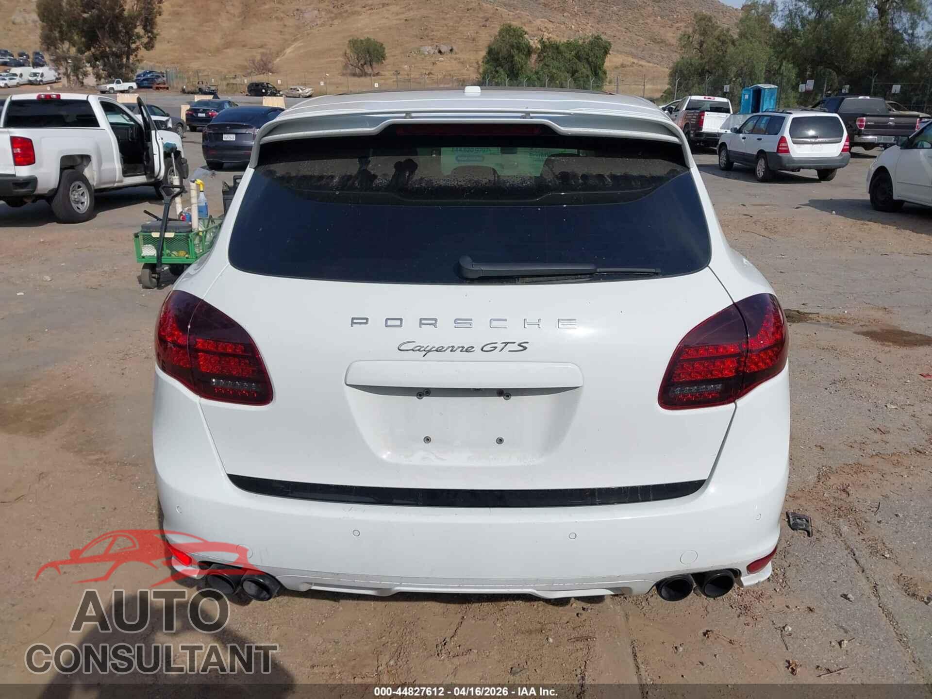 PORSCHE CAYENNE 2013 - WP1AD2A24DLA77672