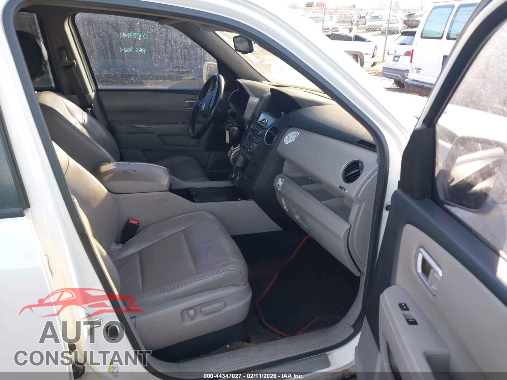 HONDA PILOT 2013 - 5FNYF4H97DB052941