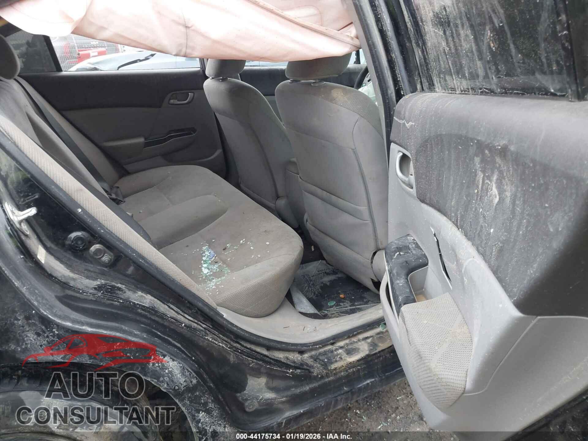HONDA CIVIC 2012 - 2HGFB2F55CH604177