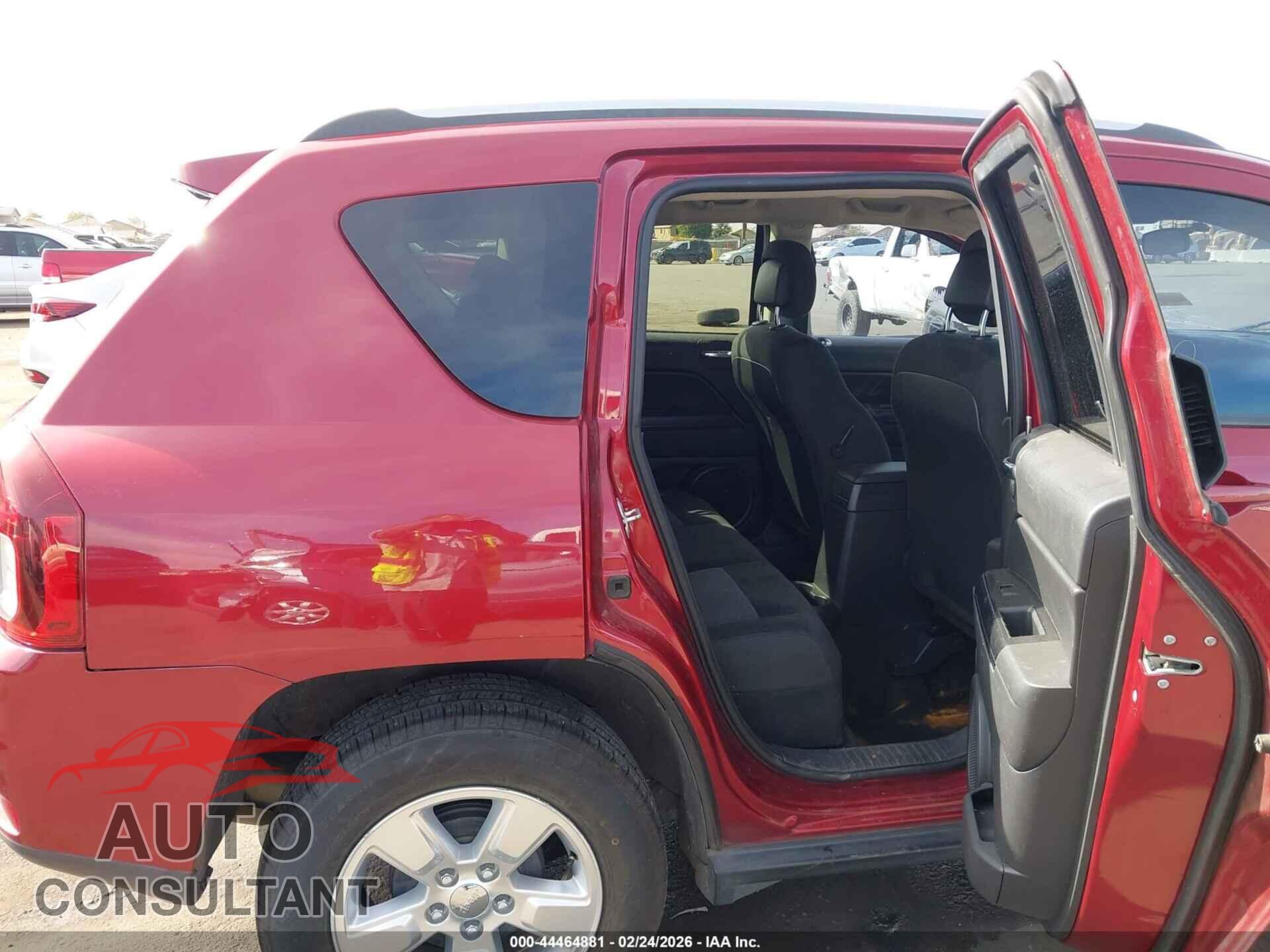 JEEP COMPASS 2015 - 1C4NJCBA7FD418468