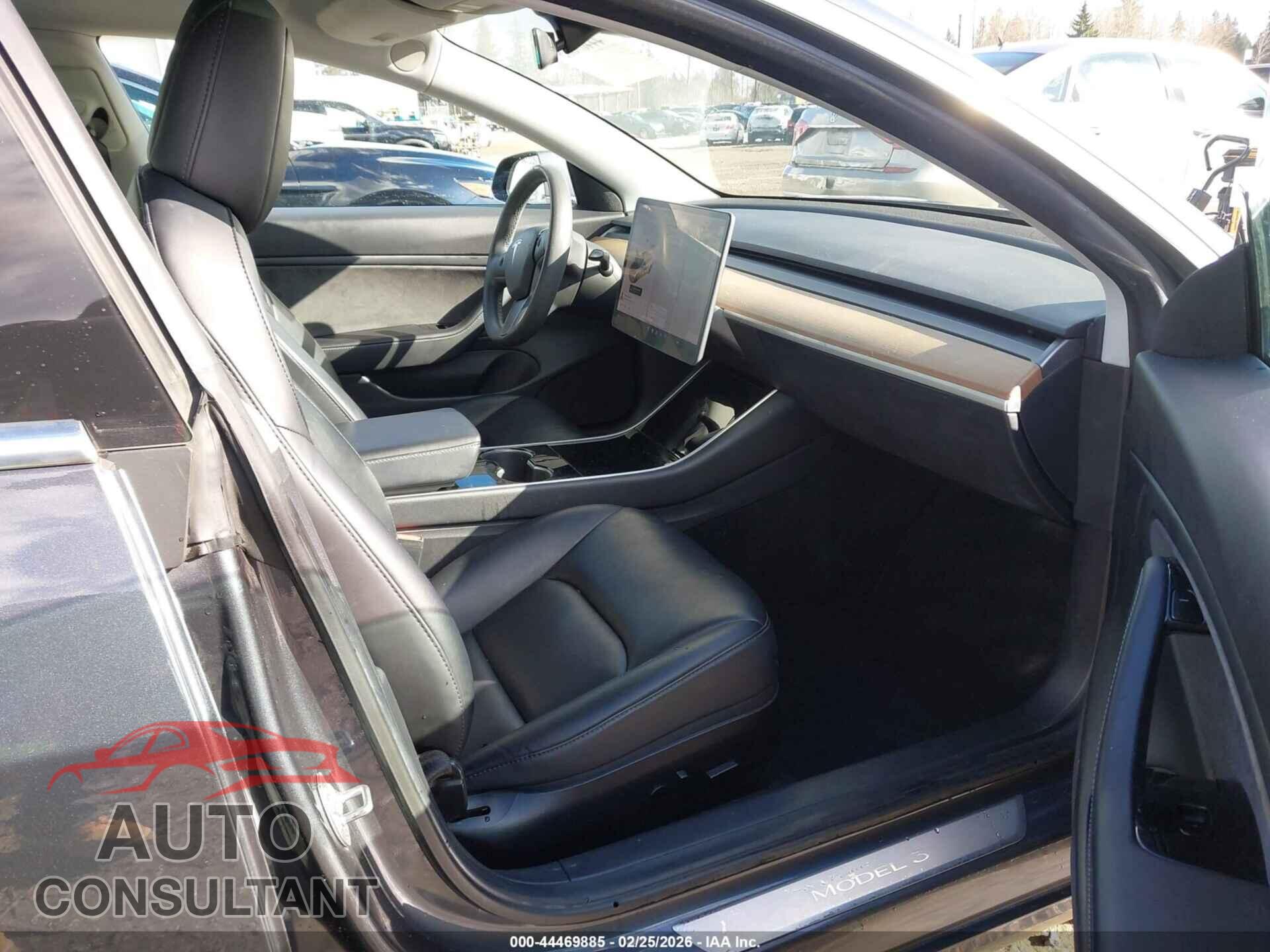TESLA MODEL 3 2020 - 5YJ3E1EB5LF802967
