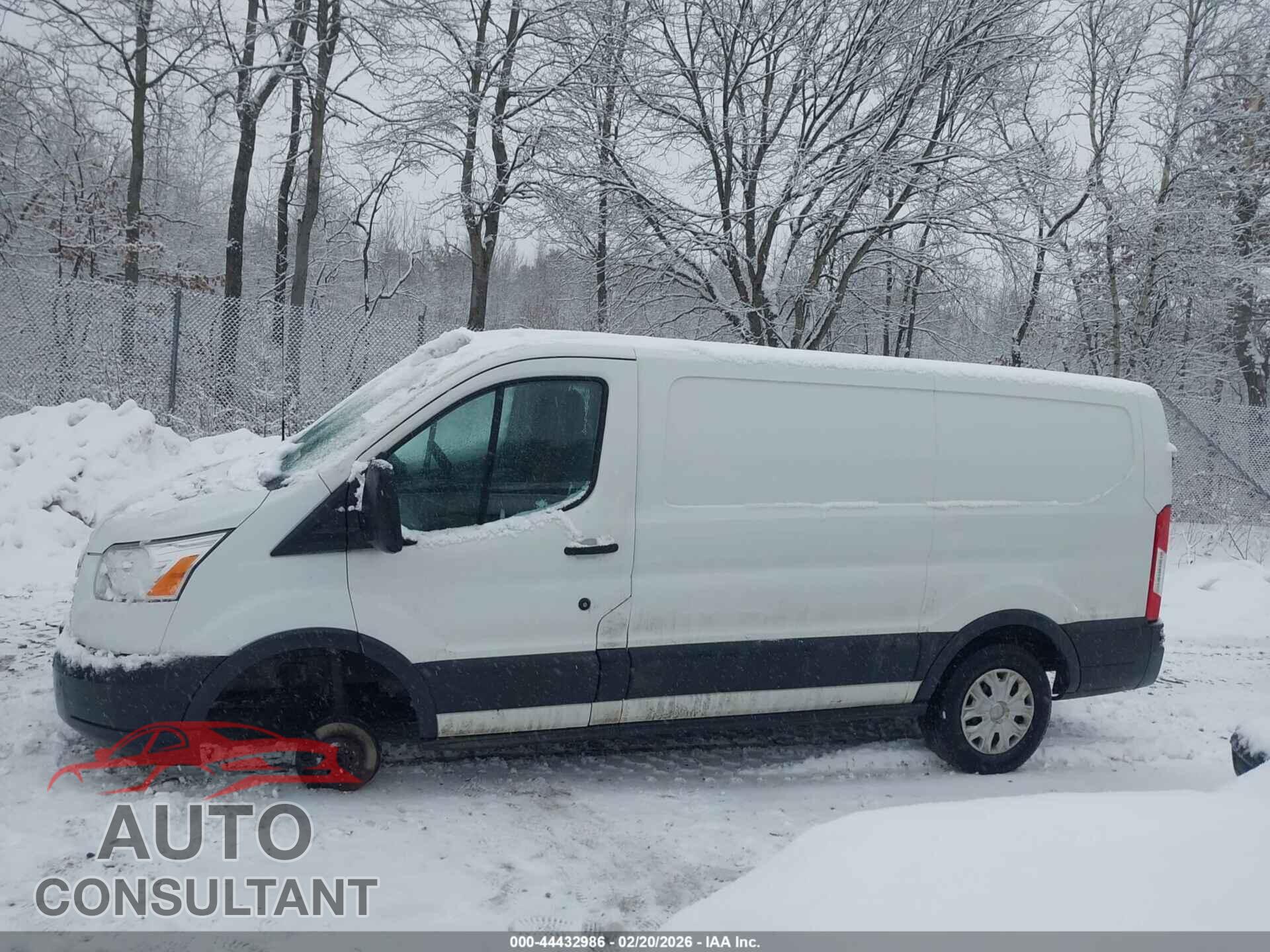 FORD TRANSIT-250 2015 - 1FTNR1ZM9FKA76868