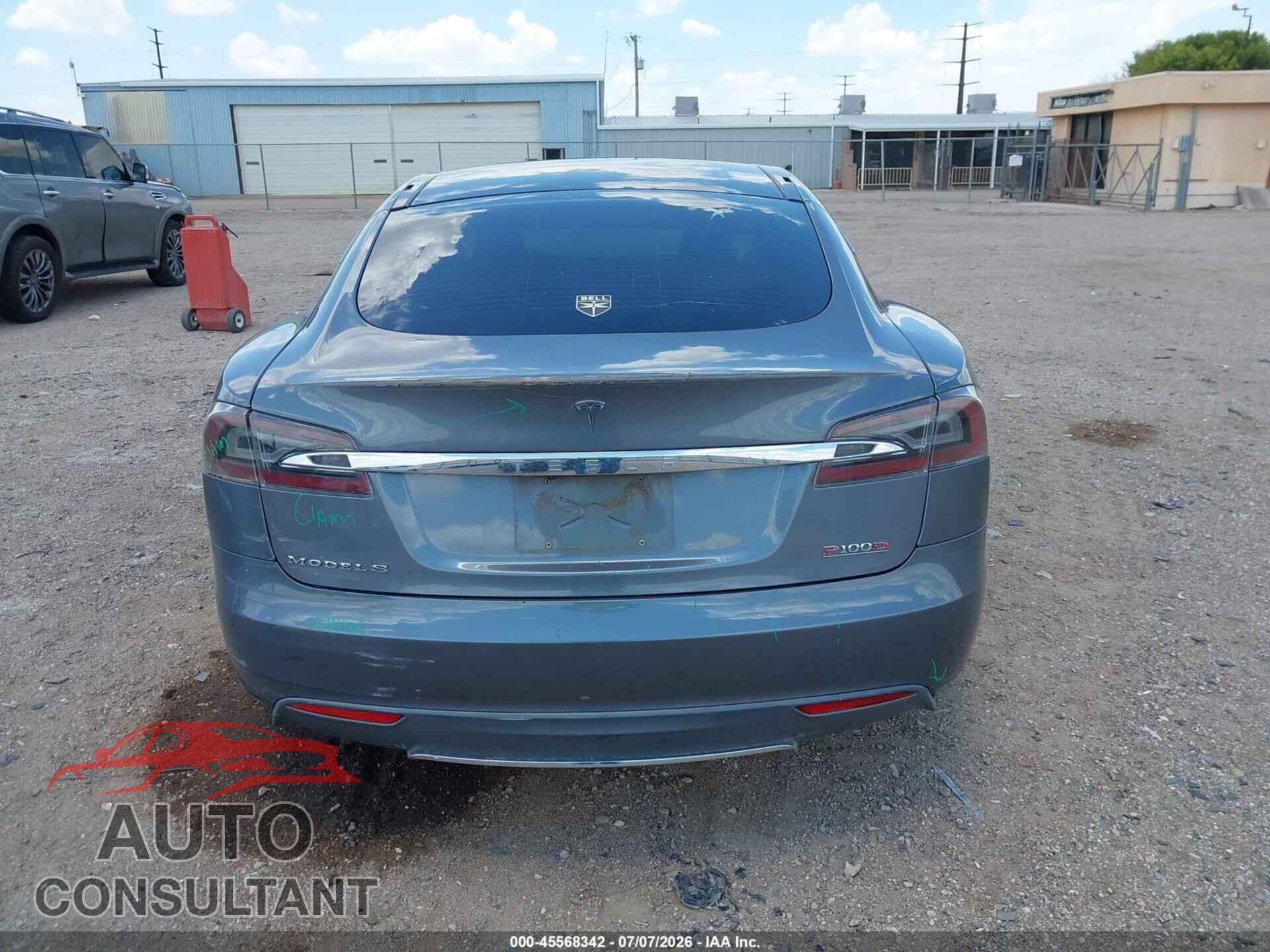 TESLA MODEL S 2014 - 5YJSA1H17EFP32109