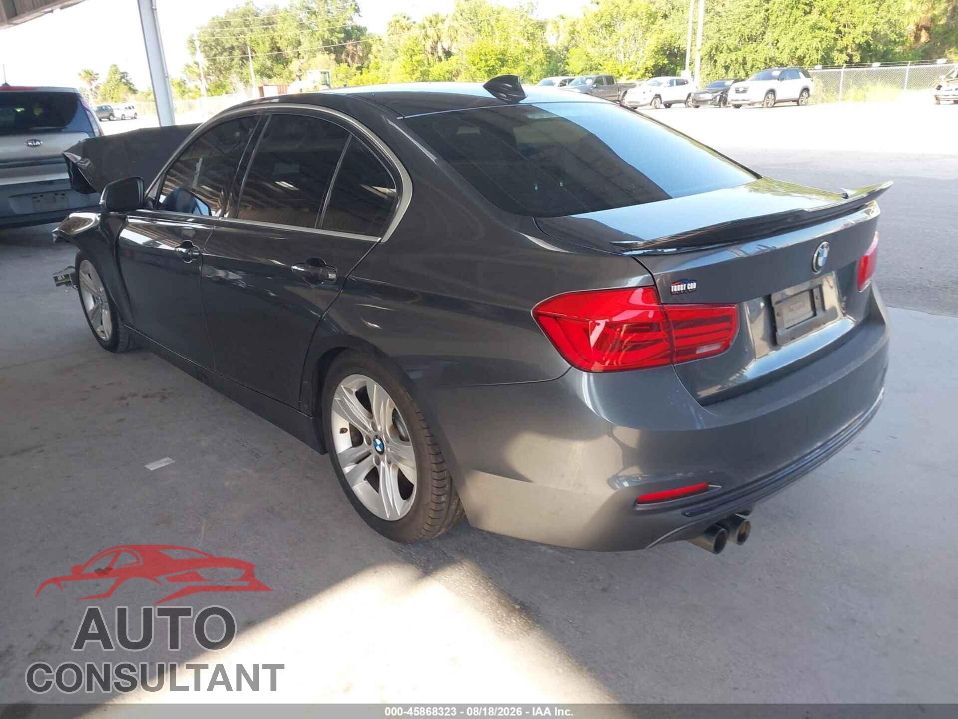 BMW 330I 2018 - WBA8B9C59JEE81041