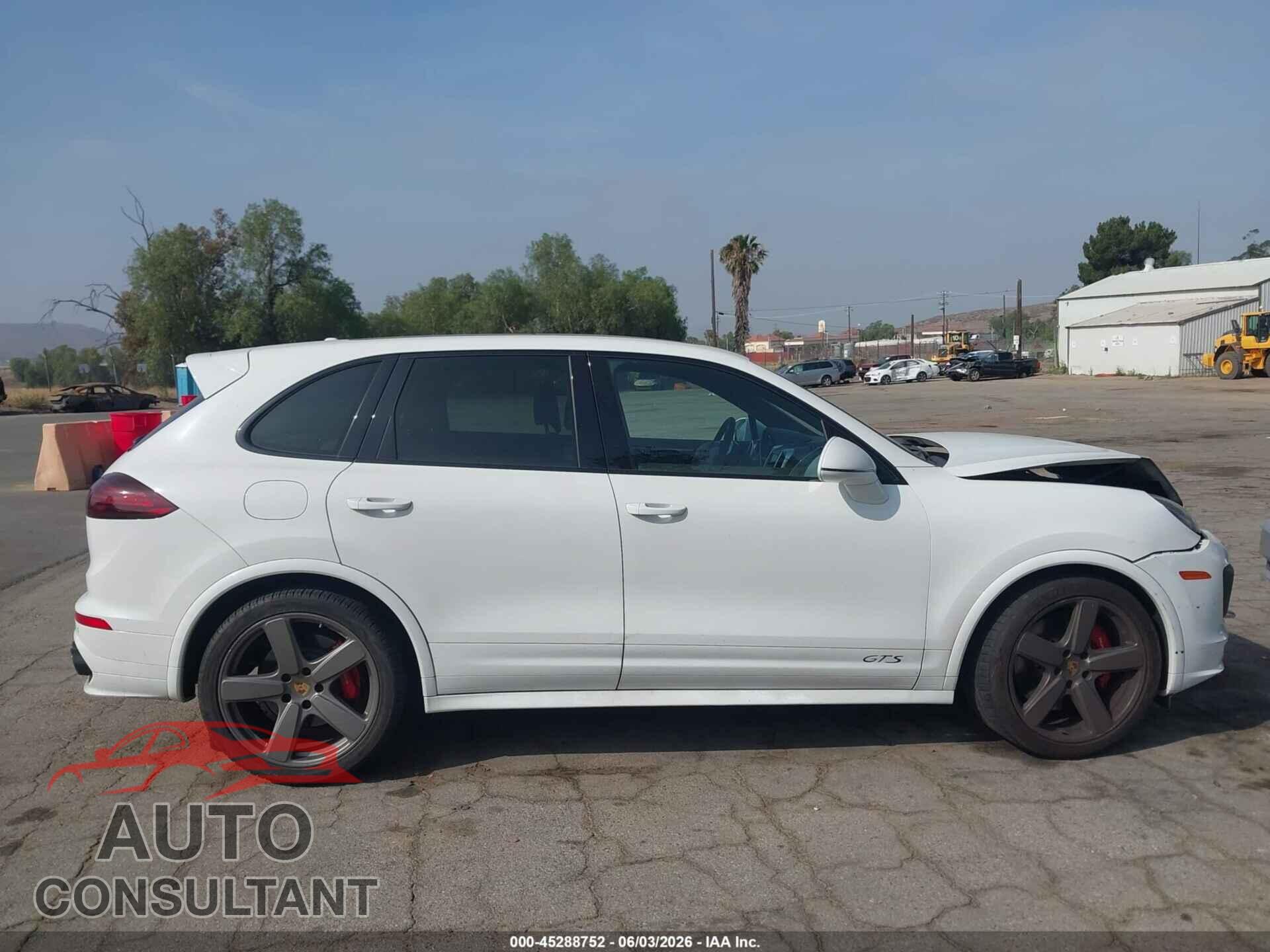 PORSCHE CAYENNE 2016 - WP1AD2A26GLA78942