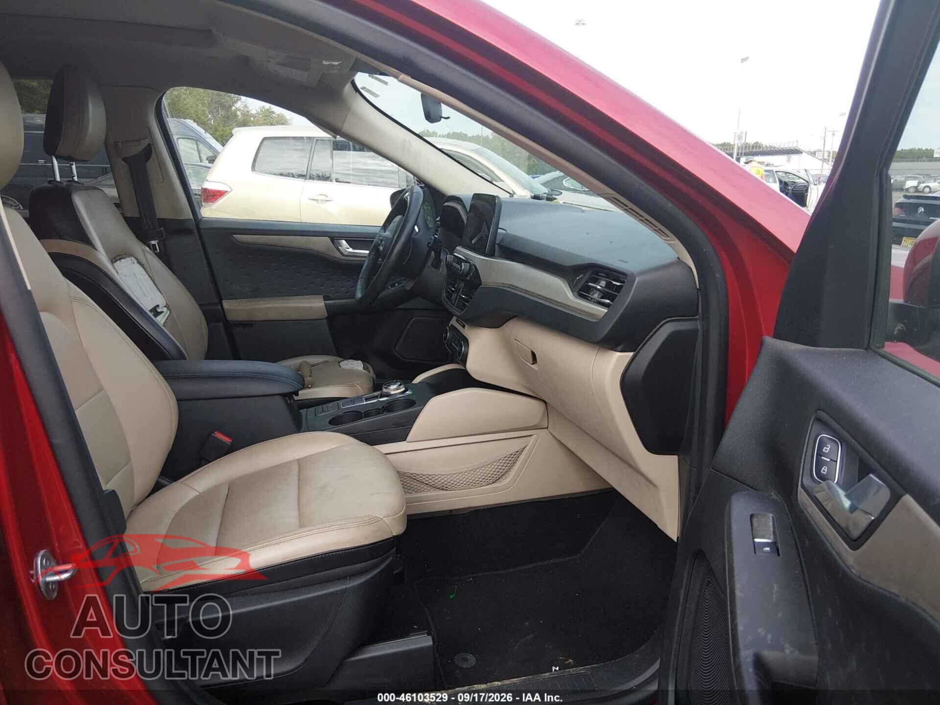 FORD ESCAPE 2020 - 1FMCU9H64LUA90325