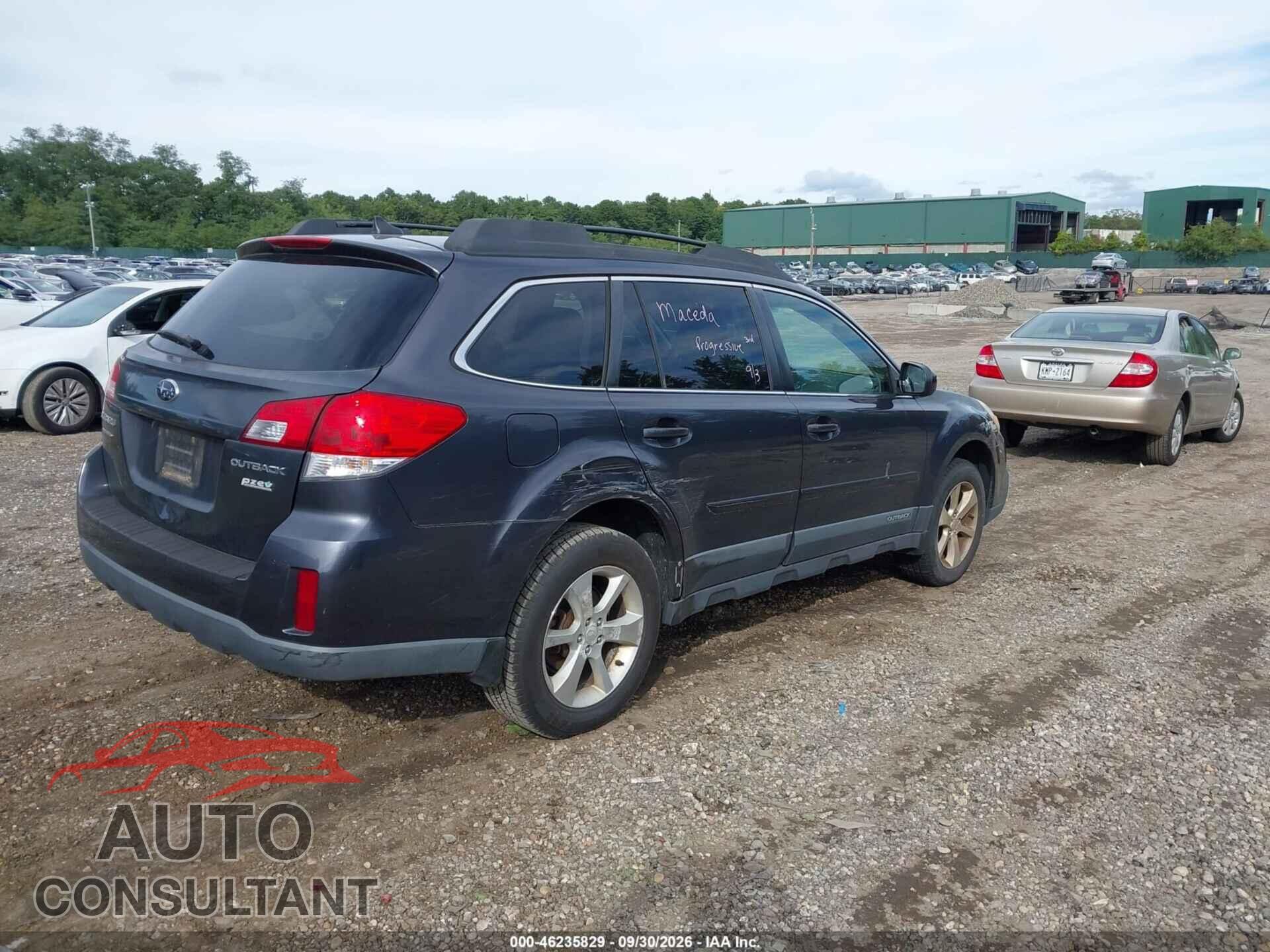SUBARU OUTBACK 2013 - 4S4BRBLC9D3250594