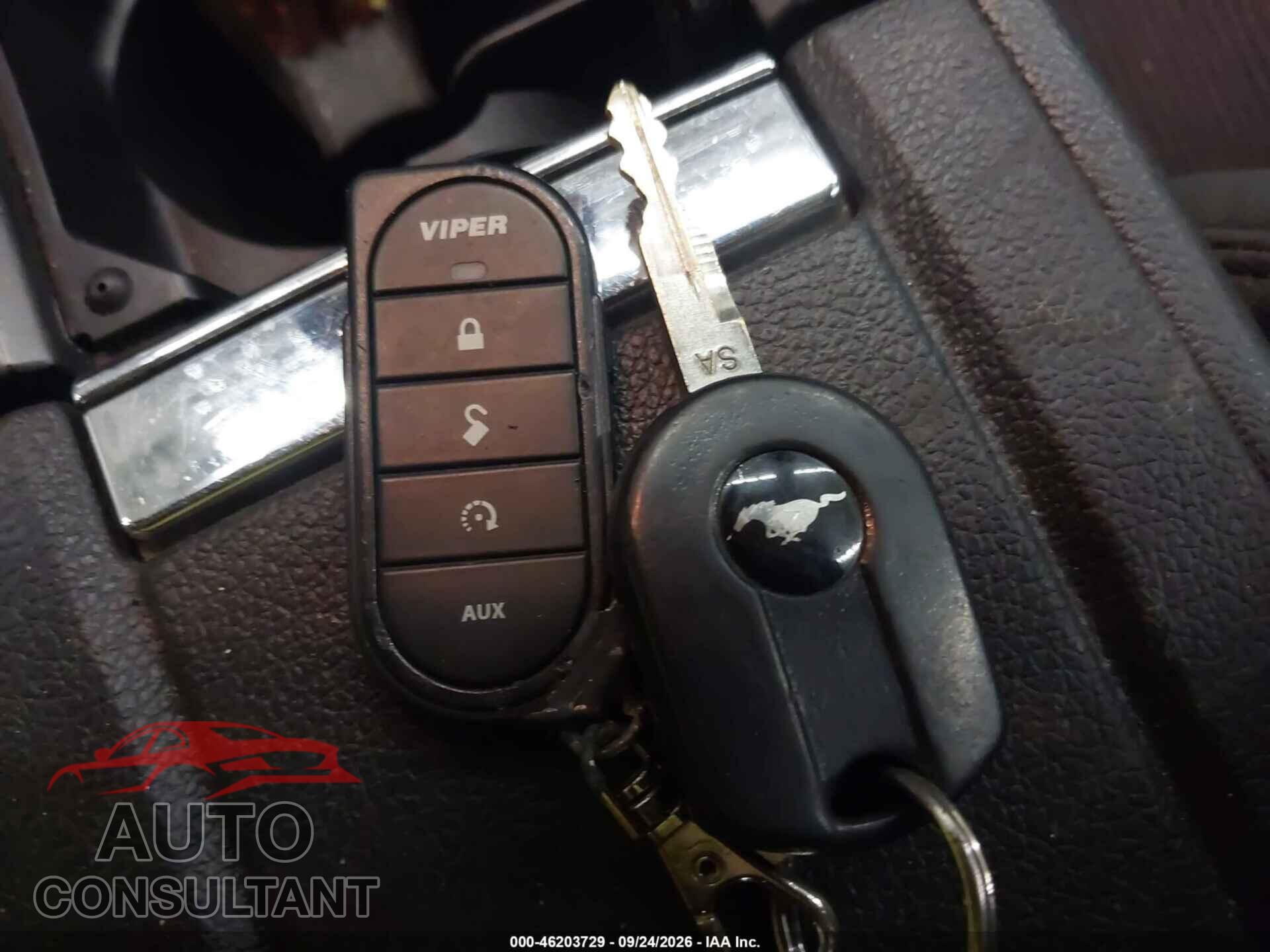 FORD MUSTANG 2014 - 1ZVBP8AM4E5207809