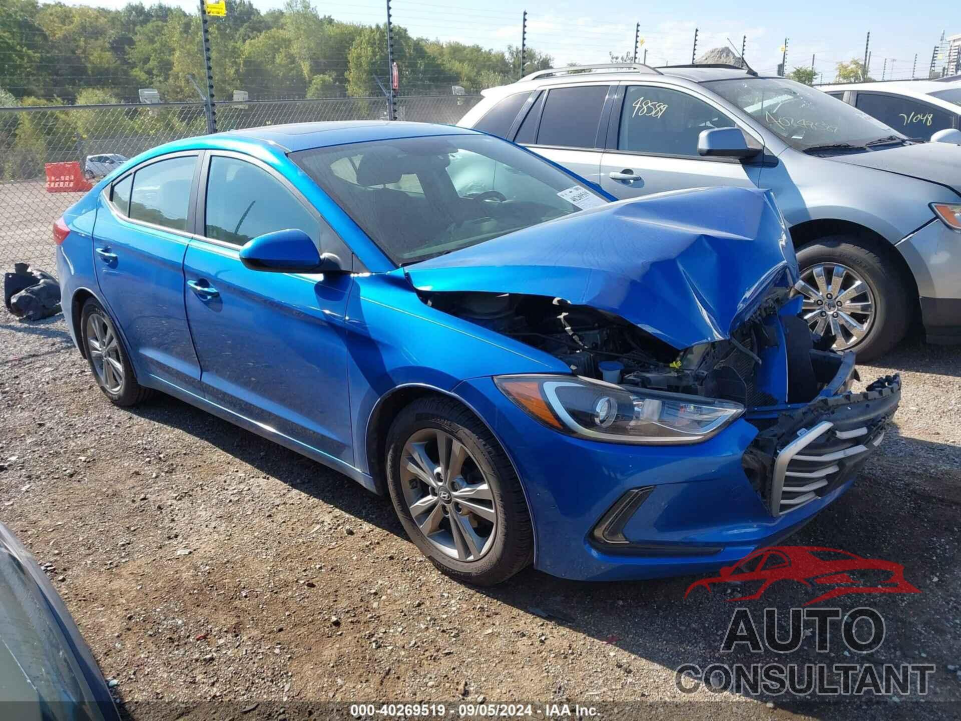 HYUNDAI ELANTRA 2017 - KMHD84LF8HU351305