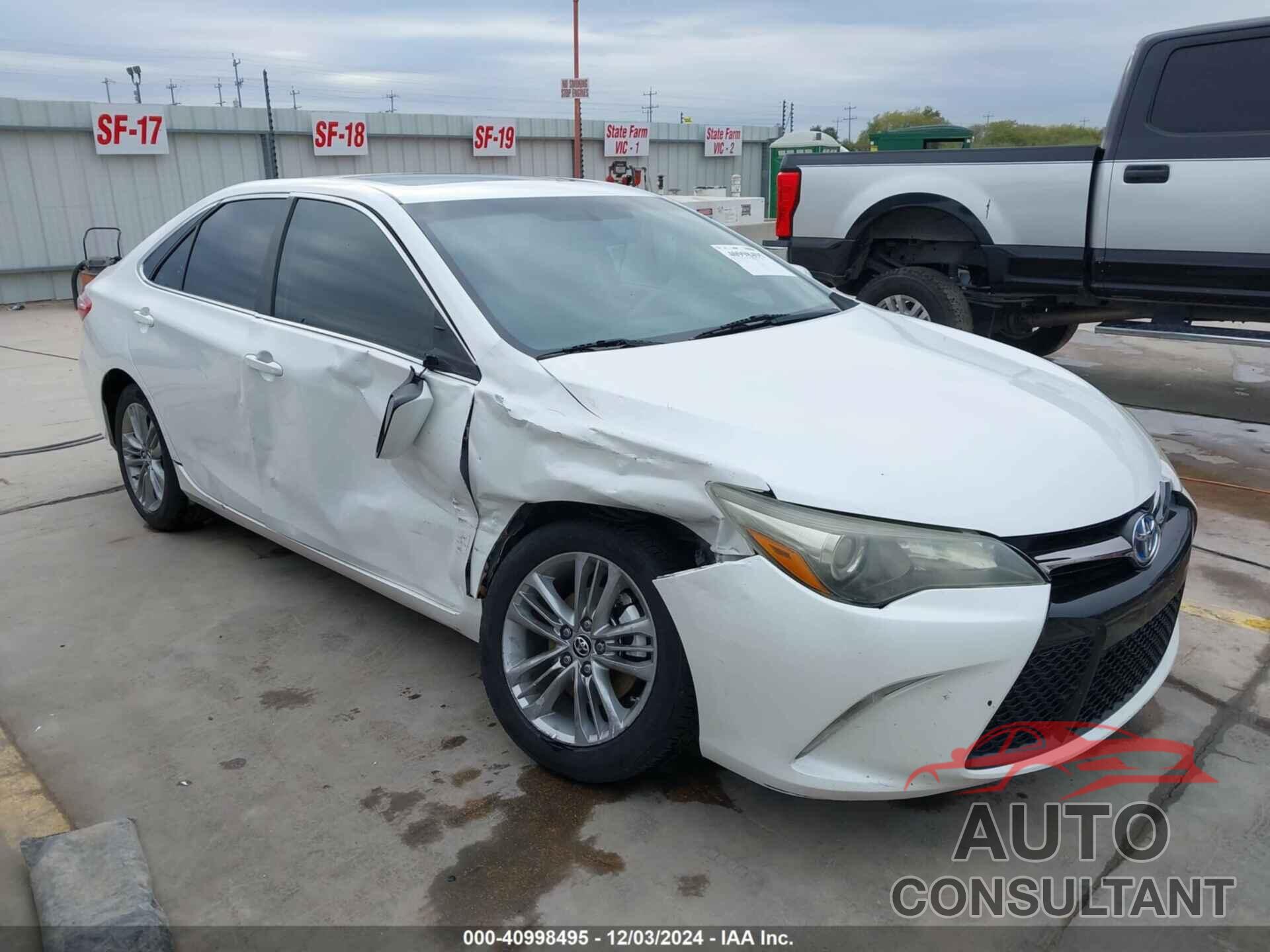 TOYOTA CAMRY HYBRID 2015 - 4T1BD1FK6FU169660