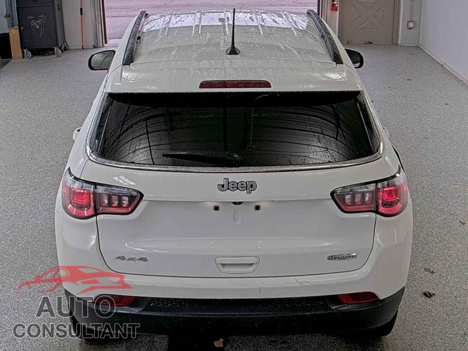 JEEP COMPASS 2020 - 3C4NJDBB3LT250218