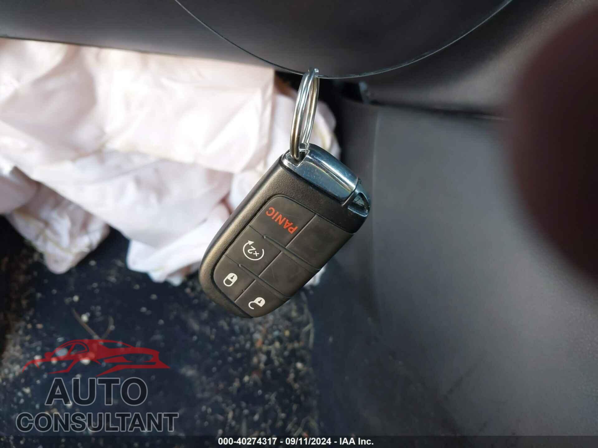 JEEP COMPASS 2020 - 3C4NJDBB1LT145533