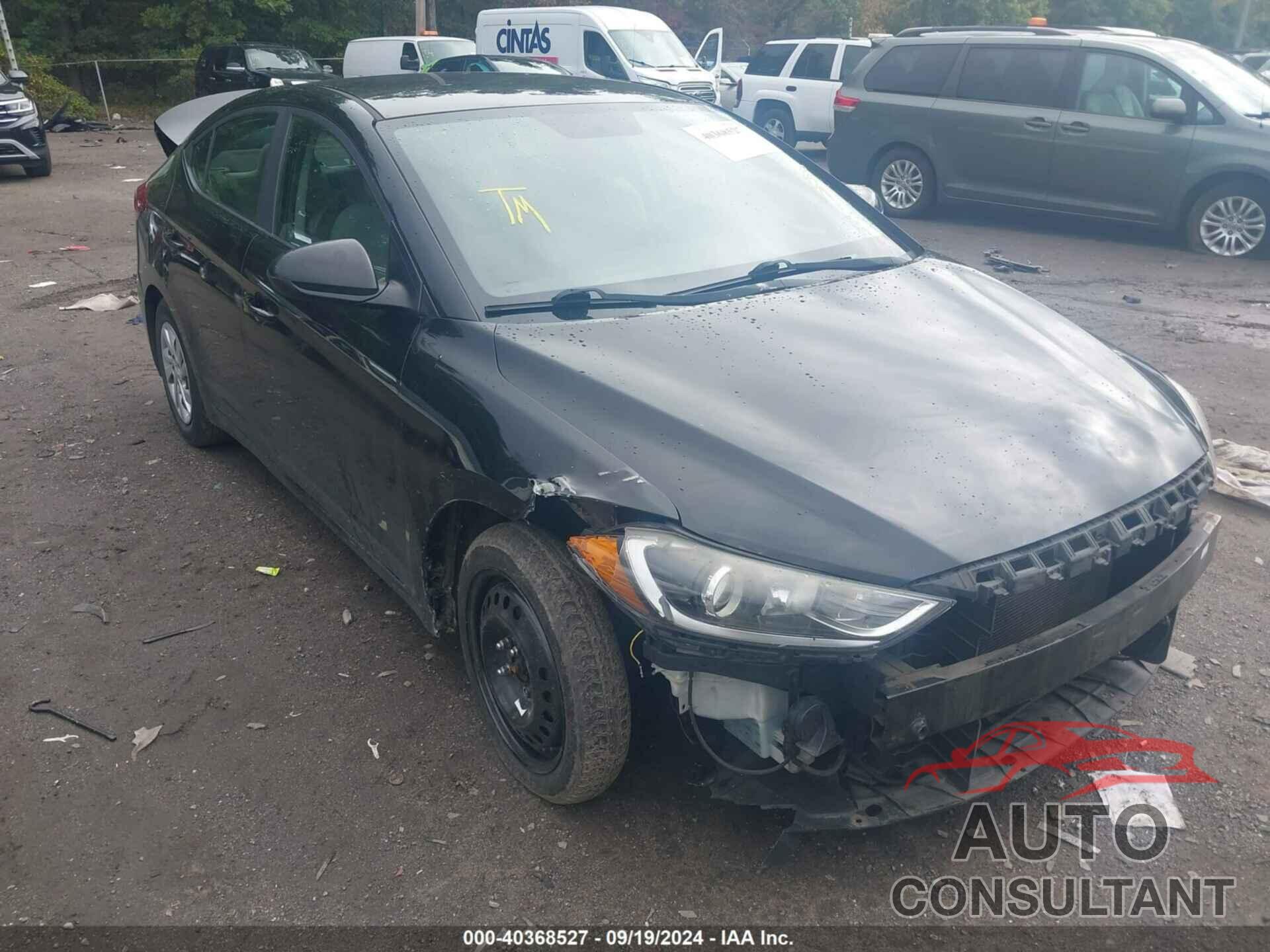 HYUNDAI ELANTRA 2018 - KMHD74LF4JU442645