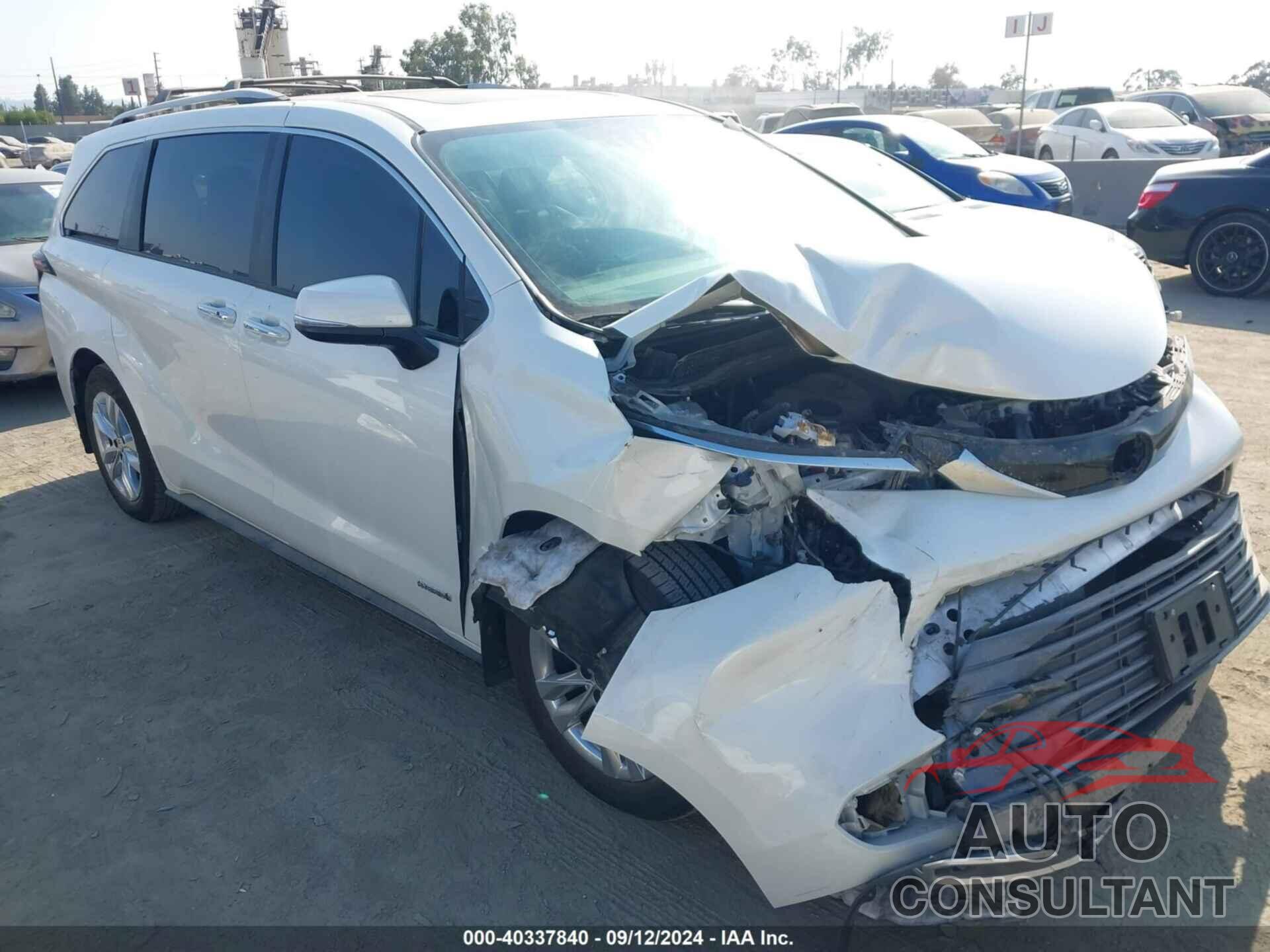 TOYOTA SIENNA 2021 - 5TDZRKEC0MS062996