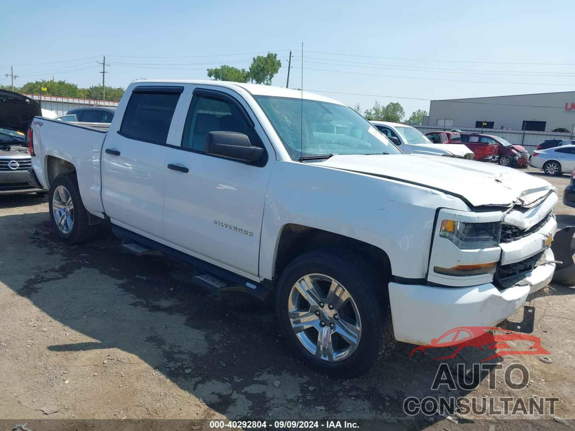 CHEVROLET SILVERADO 1500 2018 - 3GCUKPEC1JG267426