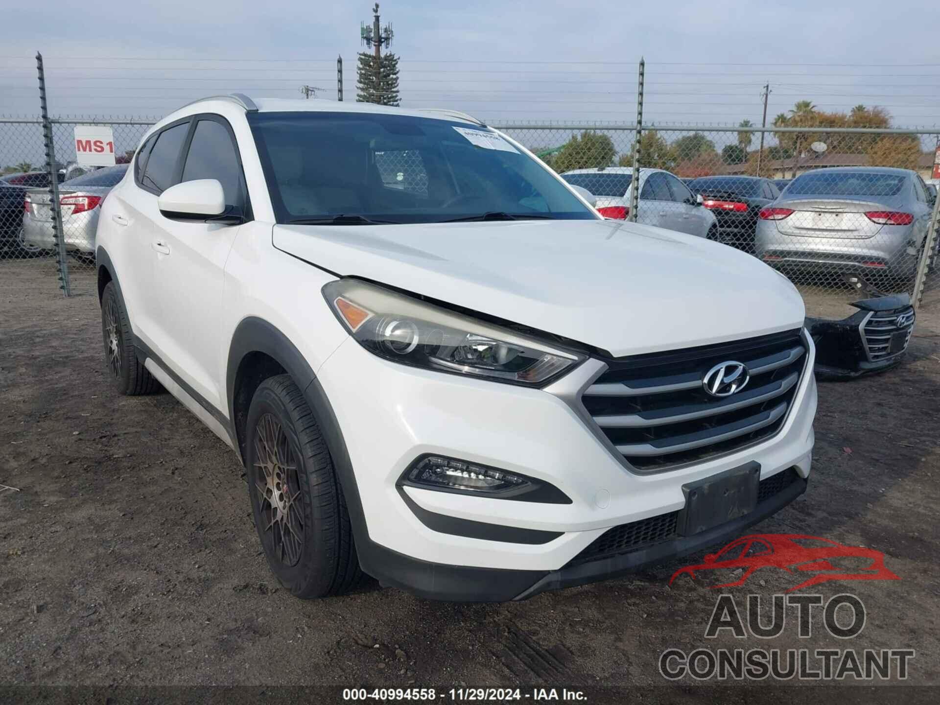 HYUNDAI TUCSON 2017 - KM8J33A47HU467026