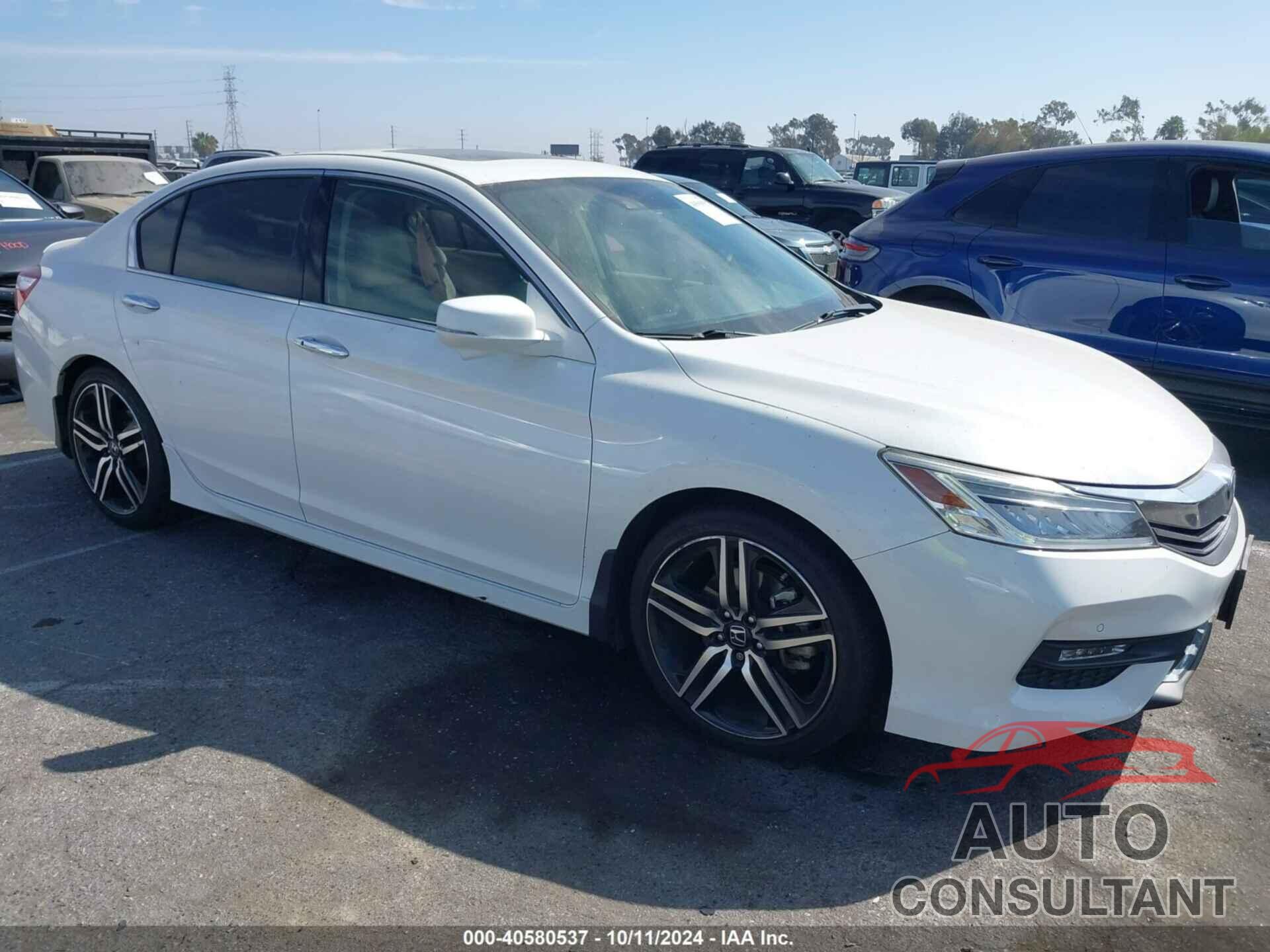 HONDA ACCORD 2017 - 1HGCR3F90HA031377