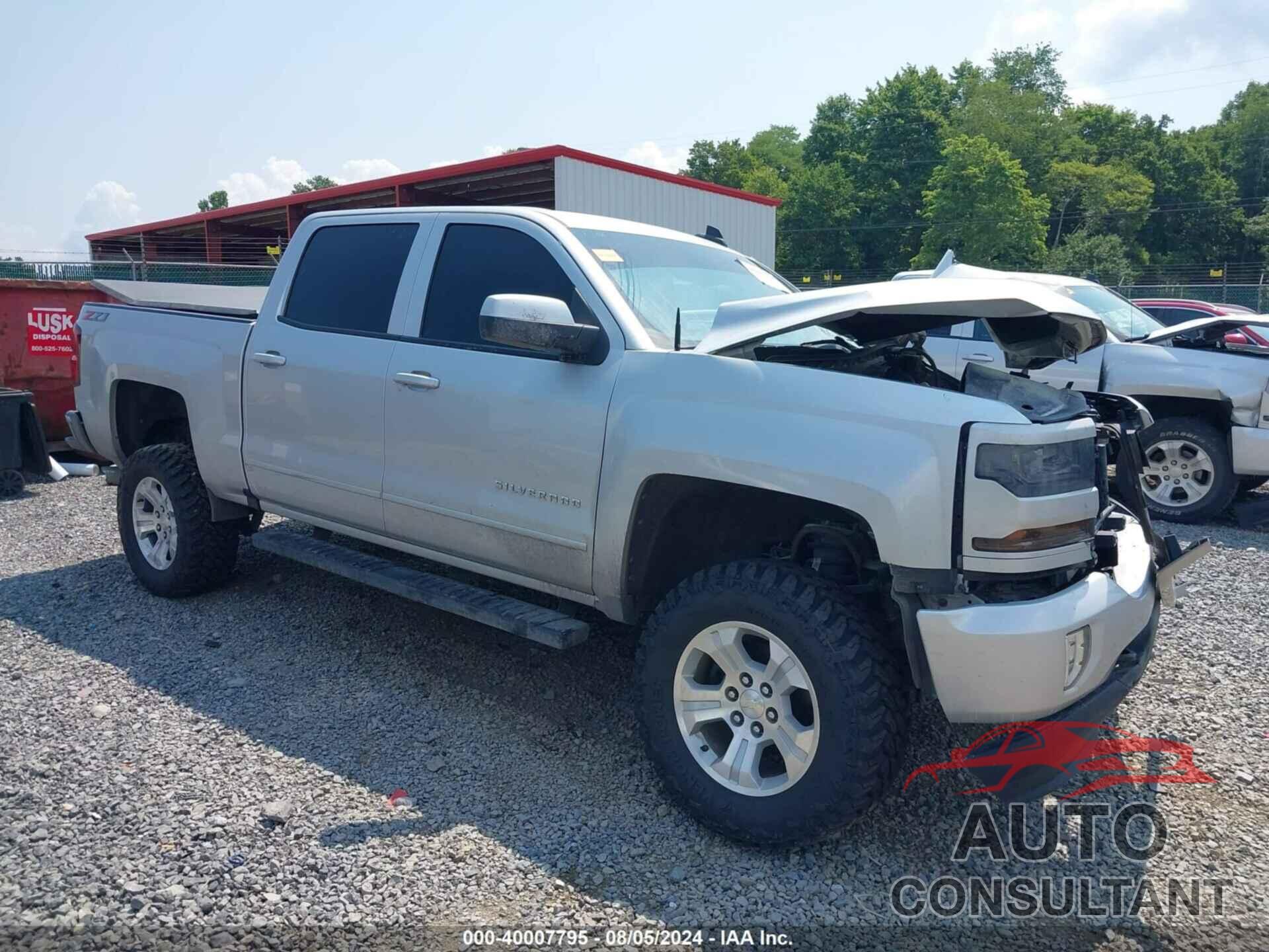 CHEVROLET SILVERADO 1500 2018 - 3GCUKREC1JG623496