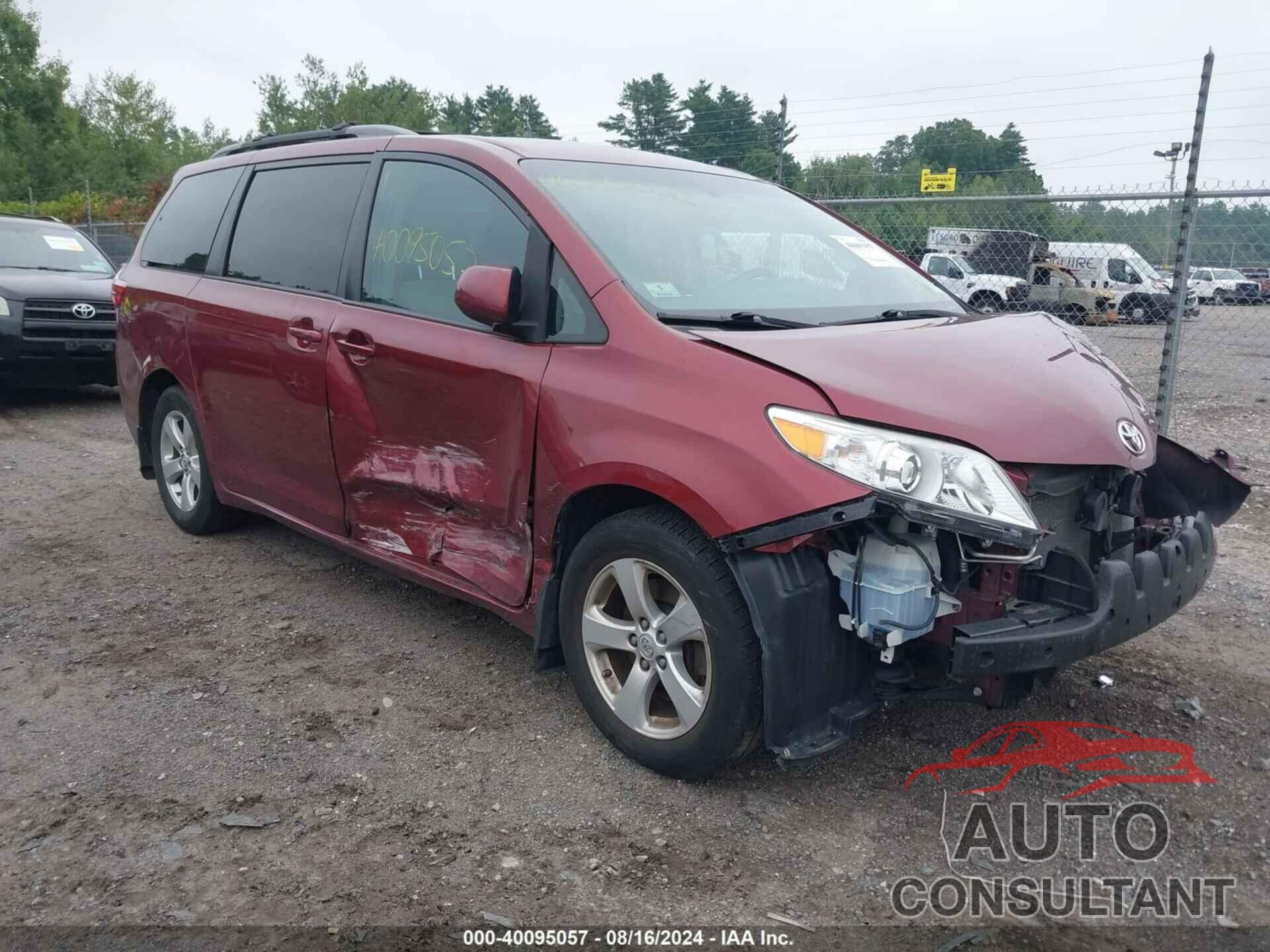 TOYOTA SIENNA 2017 - 5TDKZ3DC2HS894550