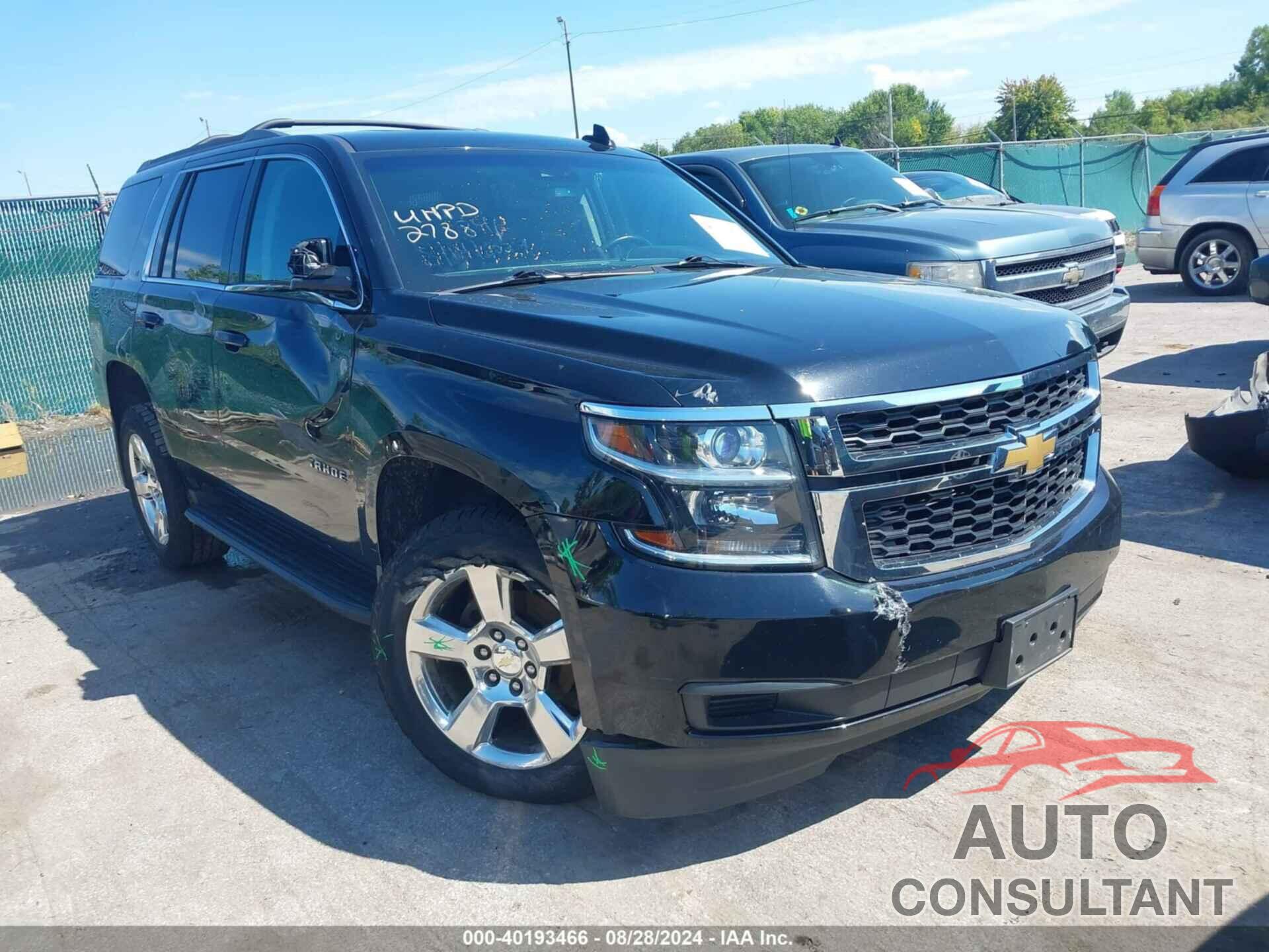 CHEVROLET TAHOE 2017 - 1GNSKBKC4HR113406