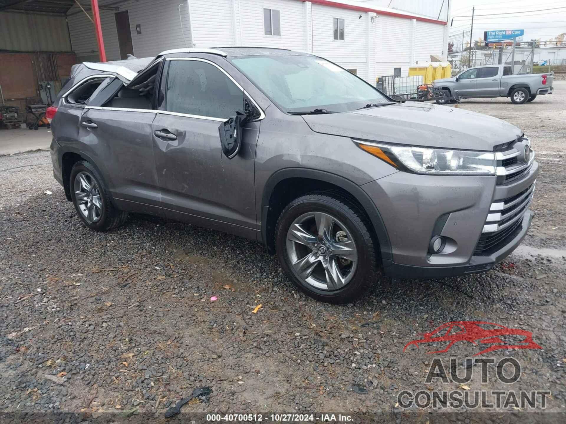 TOYOTA HIGHLANDER 2018 - 5TDDZRFH2JS861574