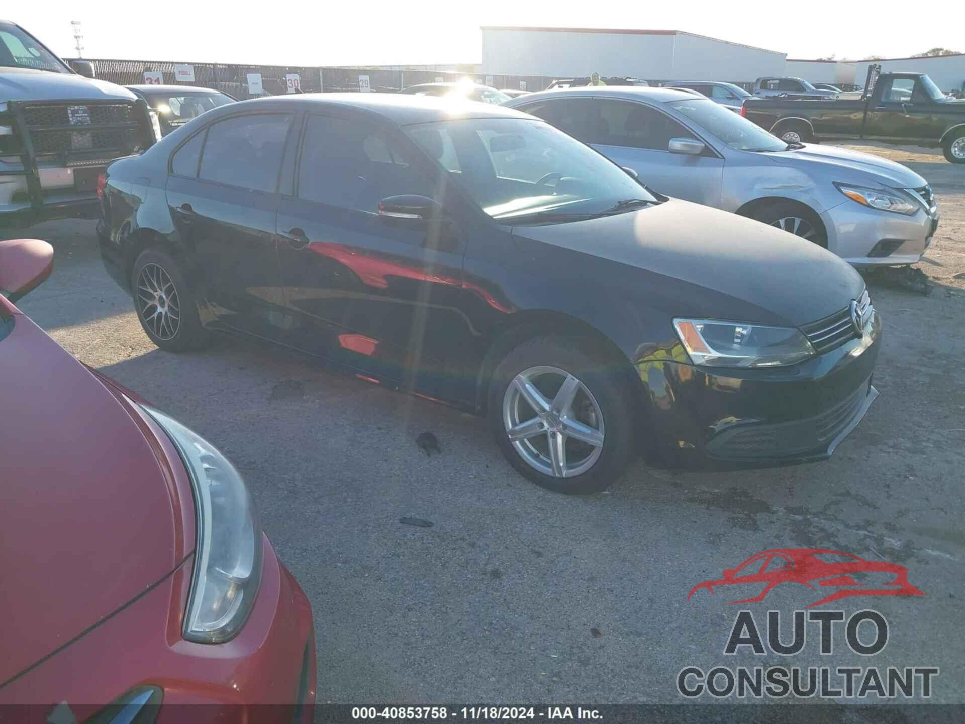 VOLKSWAGEN JETTA 2014 - 3VWD17AJ1EM418406