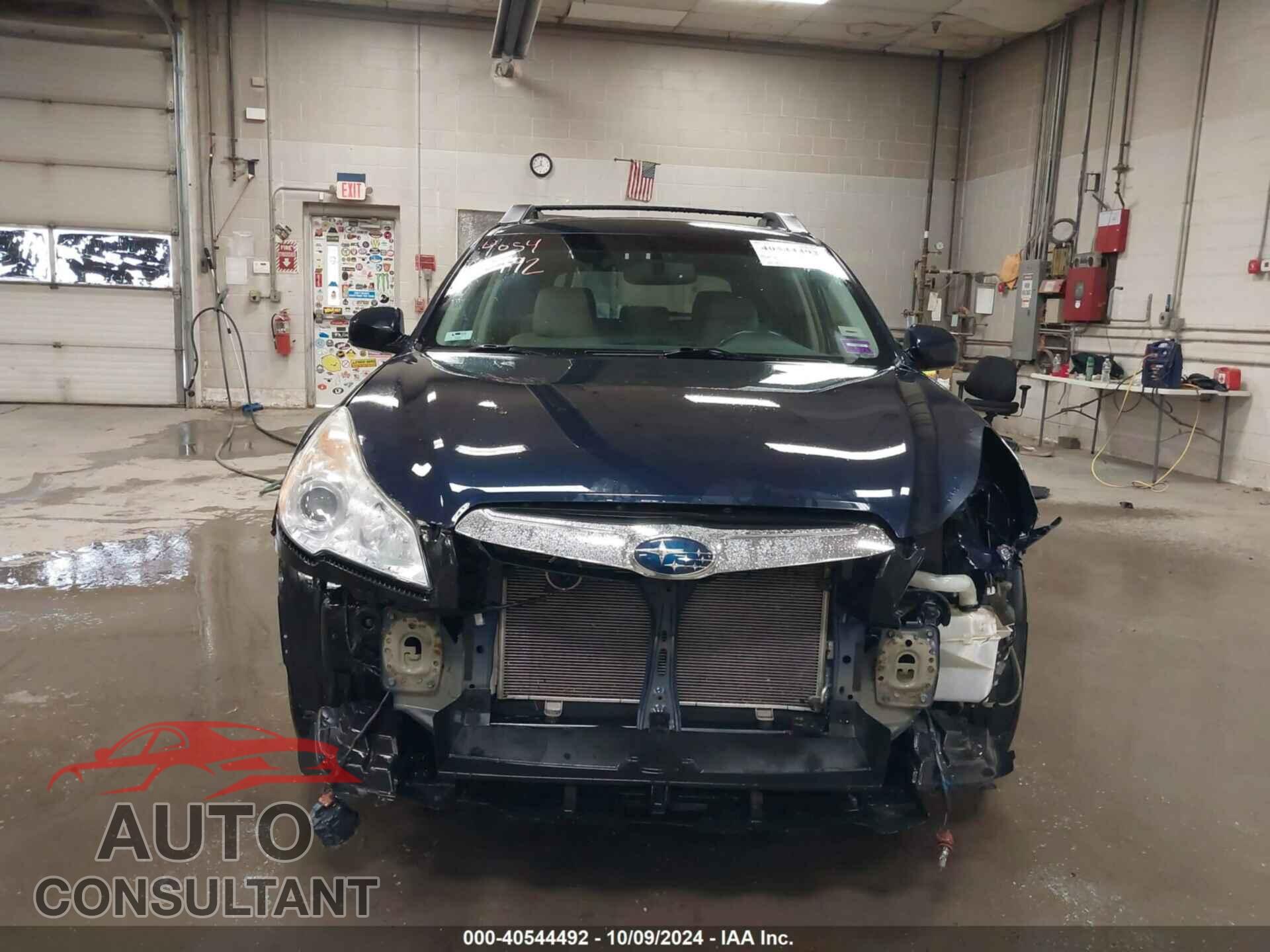 SUBARU OUTBACK 2012 - 4S4BRBKC4C3250101