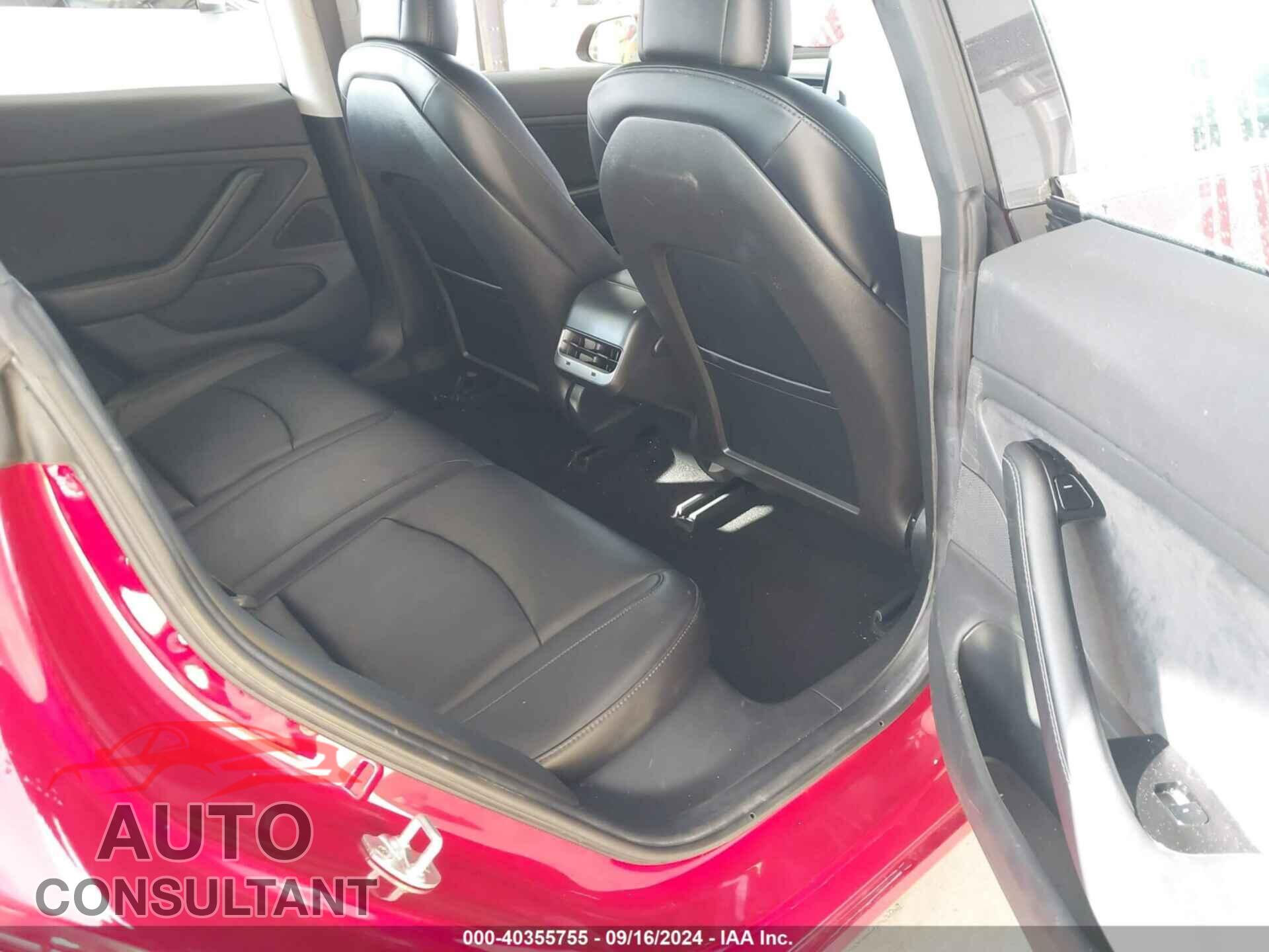 TESLA MODEL 3 2018 - 5YJ3E1EA5JF003596