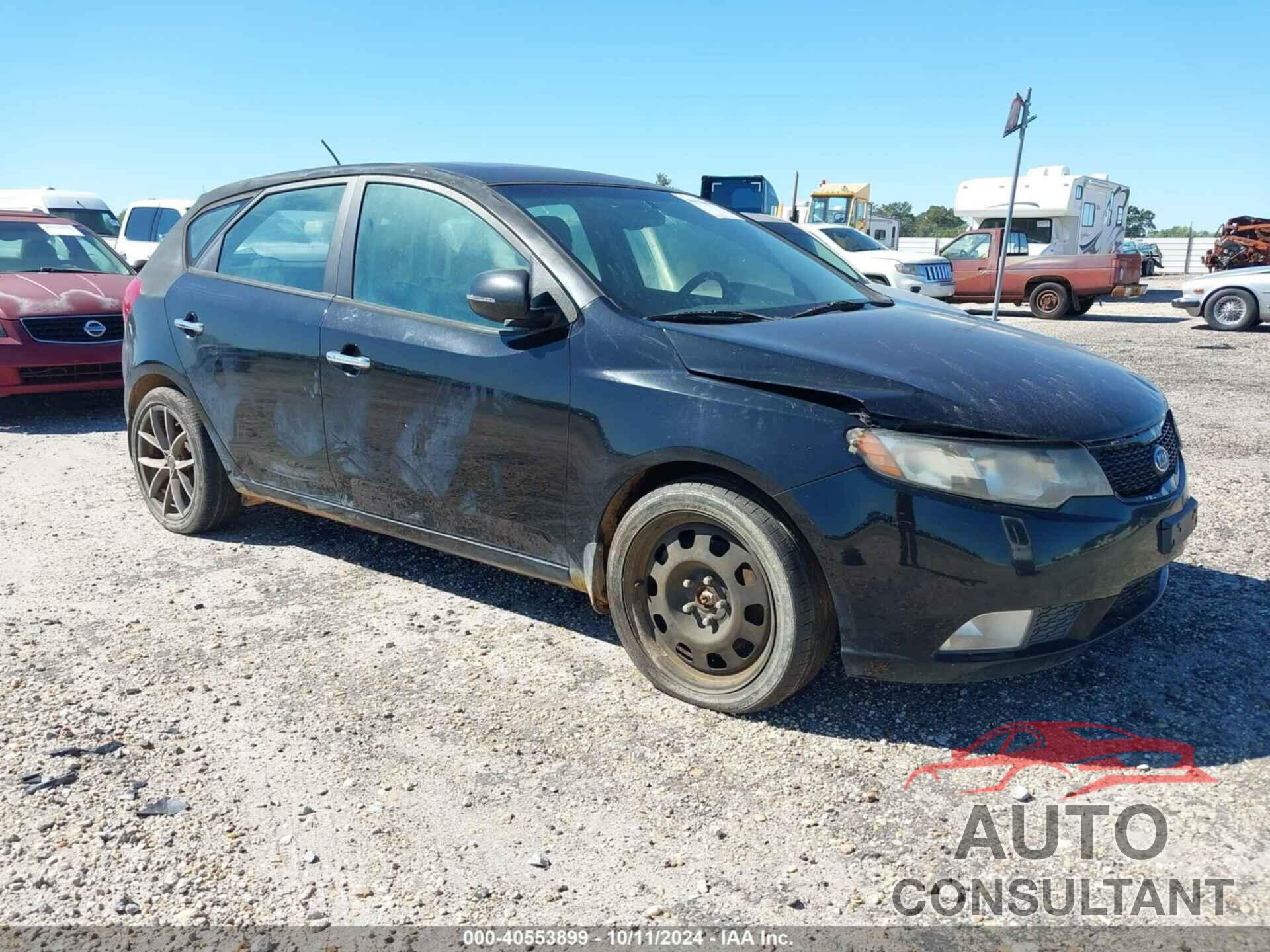 KIA FORTE 2011 - KNAFW5A38B5432952