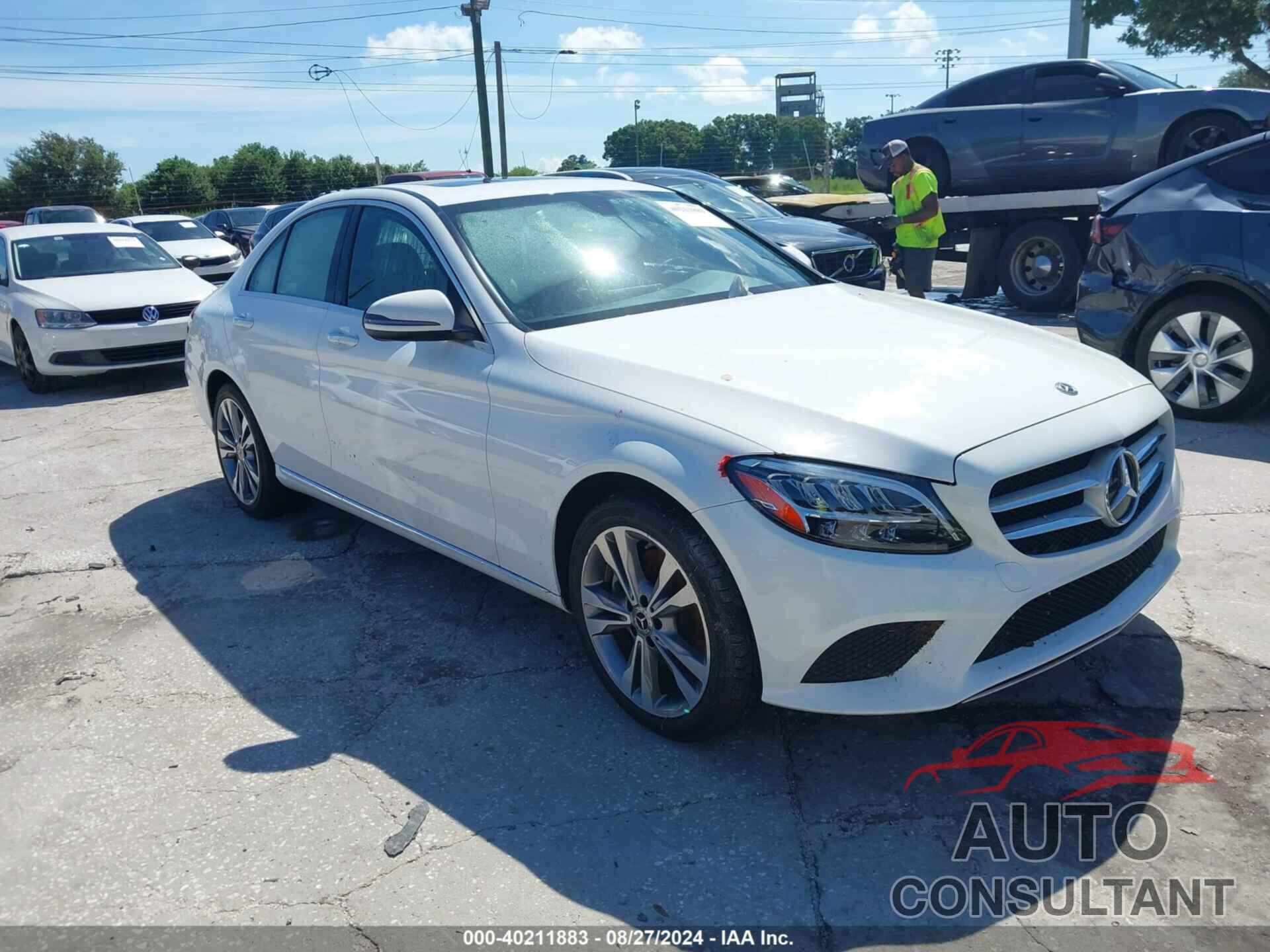 MERCEDES-BENZ C 300 2019 - 55SWF8EB0KU302344